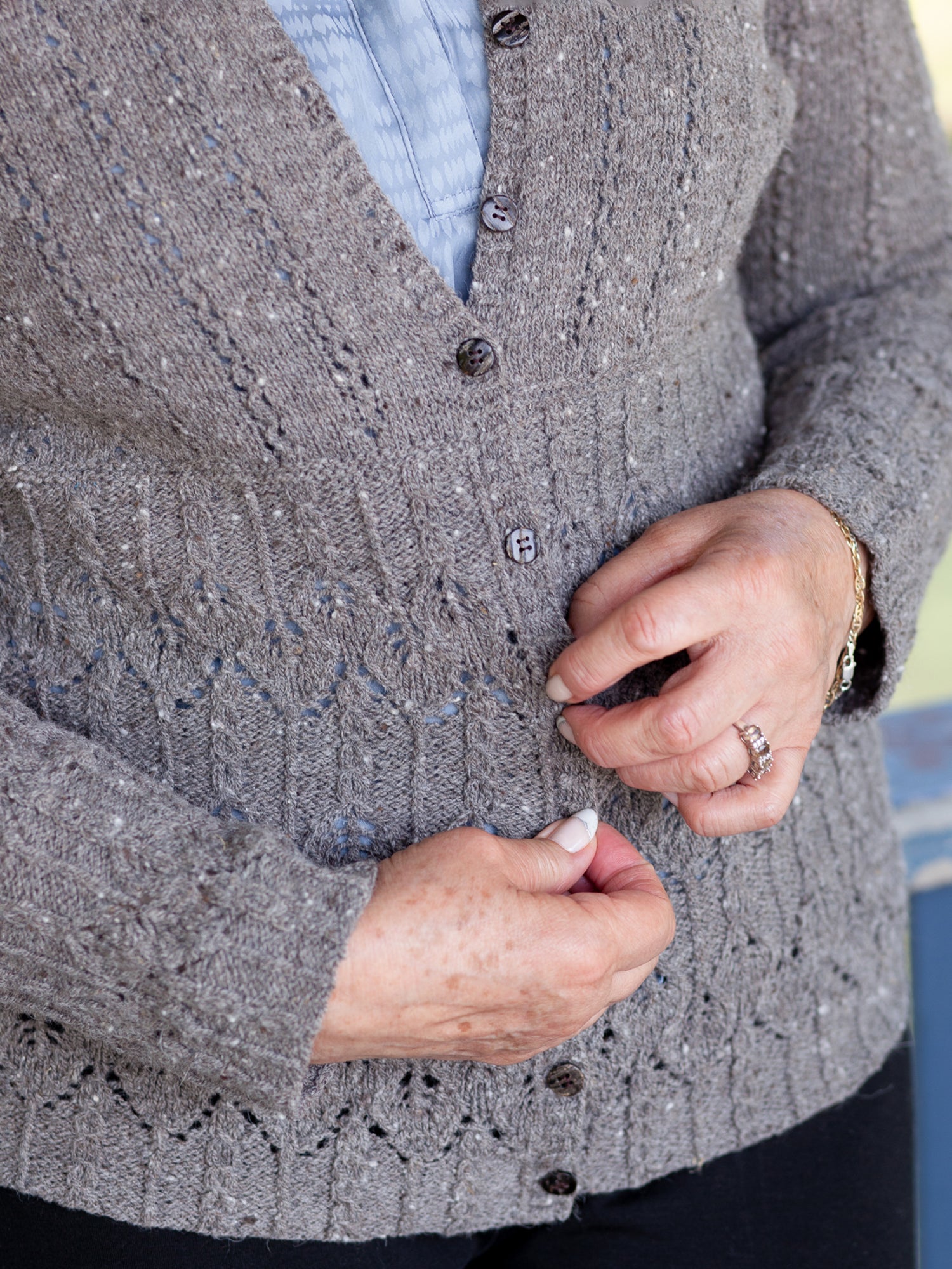 Artus & Anne Cardigan <br/><small>knitting pattern</small>