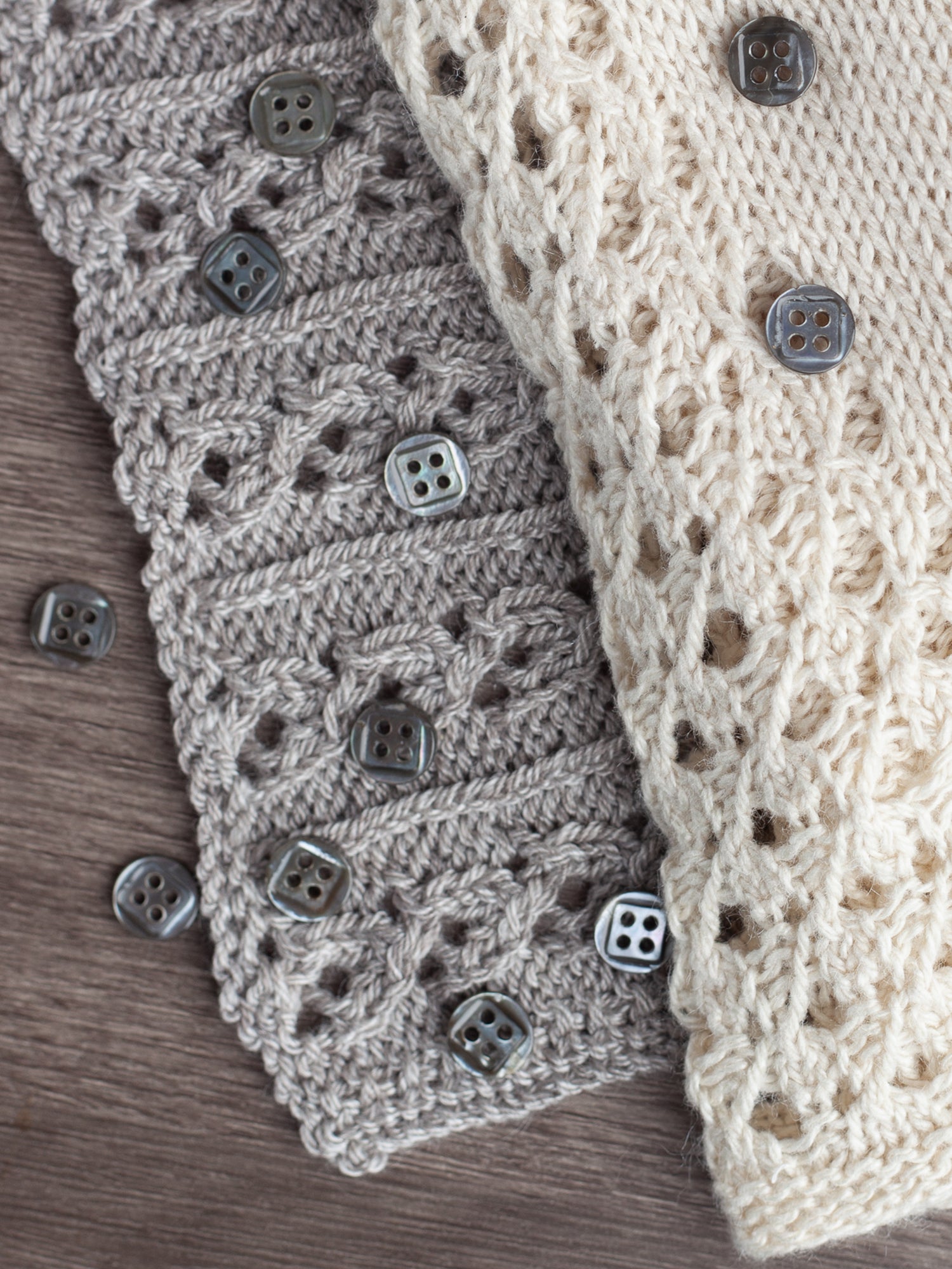 Barb  <br/><small>13mm Mother of Pearl Button Set</small>