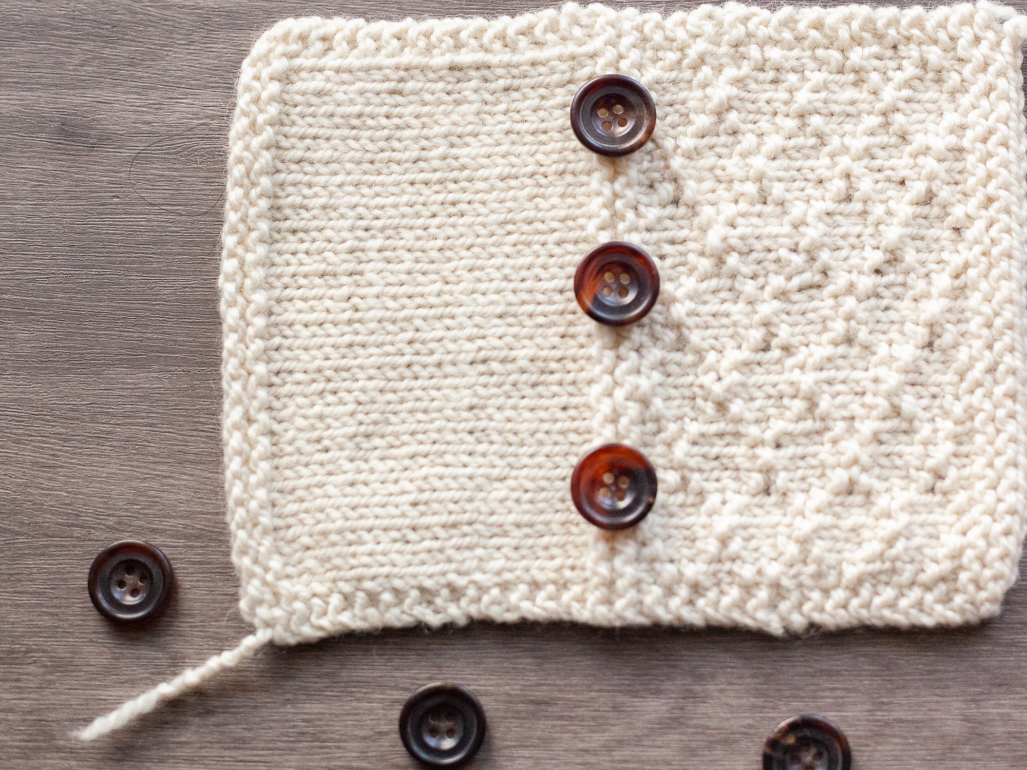 Alena <br/><small>19mm Horn Button</small>