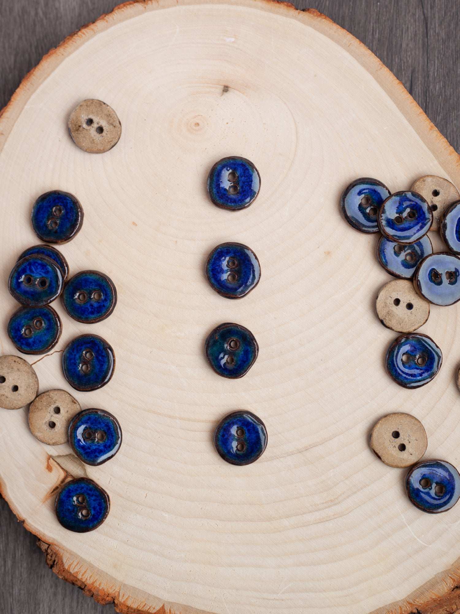 Blue Surf <br/><small>23mm Ceramic Linda's Button</small>