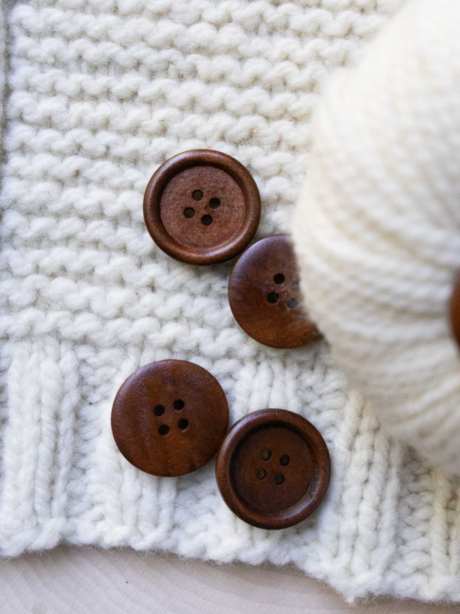 Acorn <br/><small>25mm Wooden Button</small>