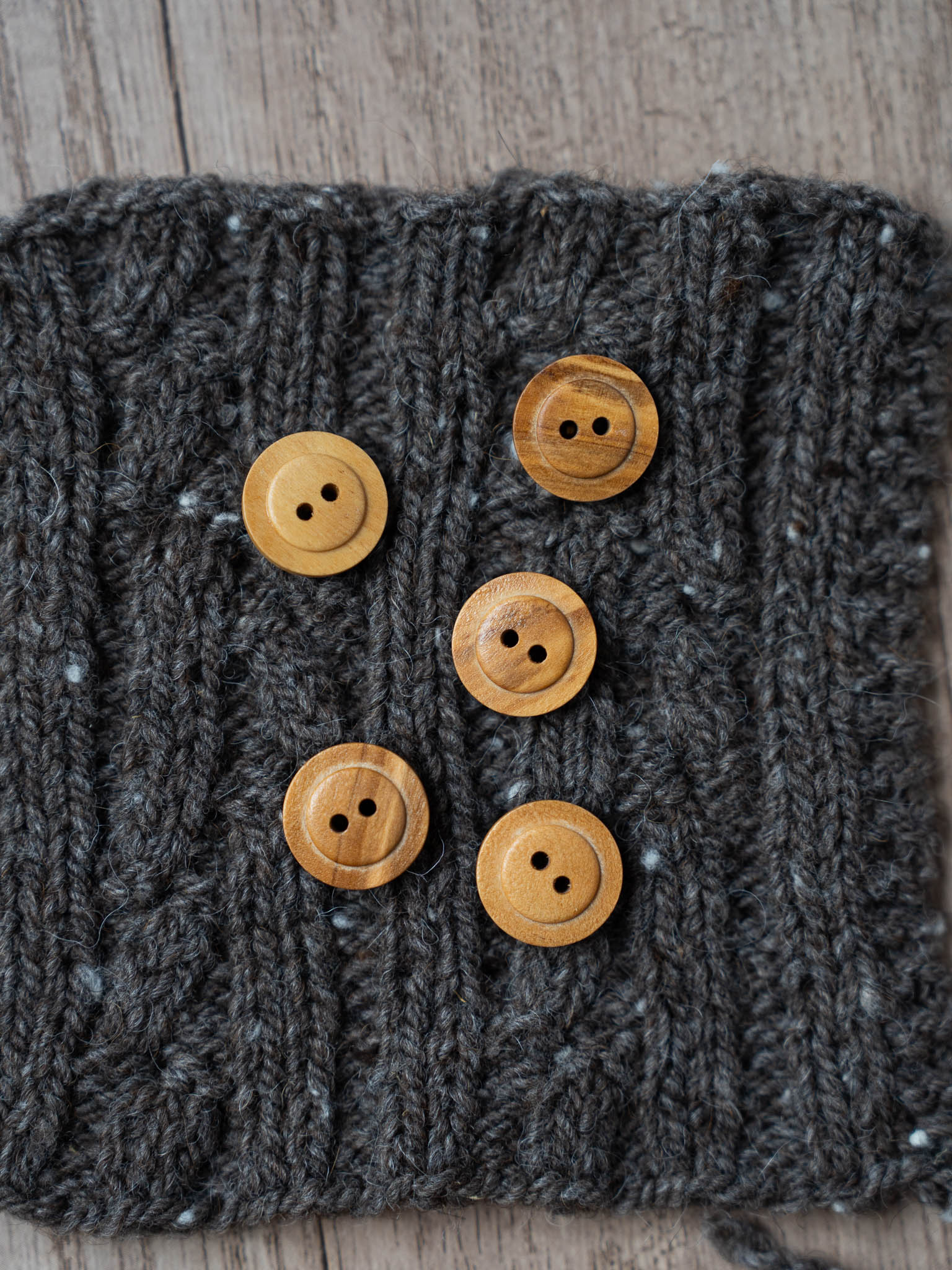 Bentley <br/><small>18mm Wood Button</small>