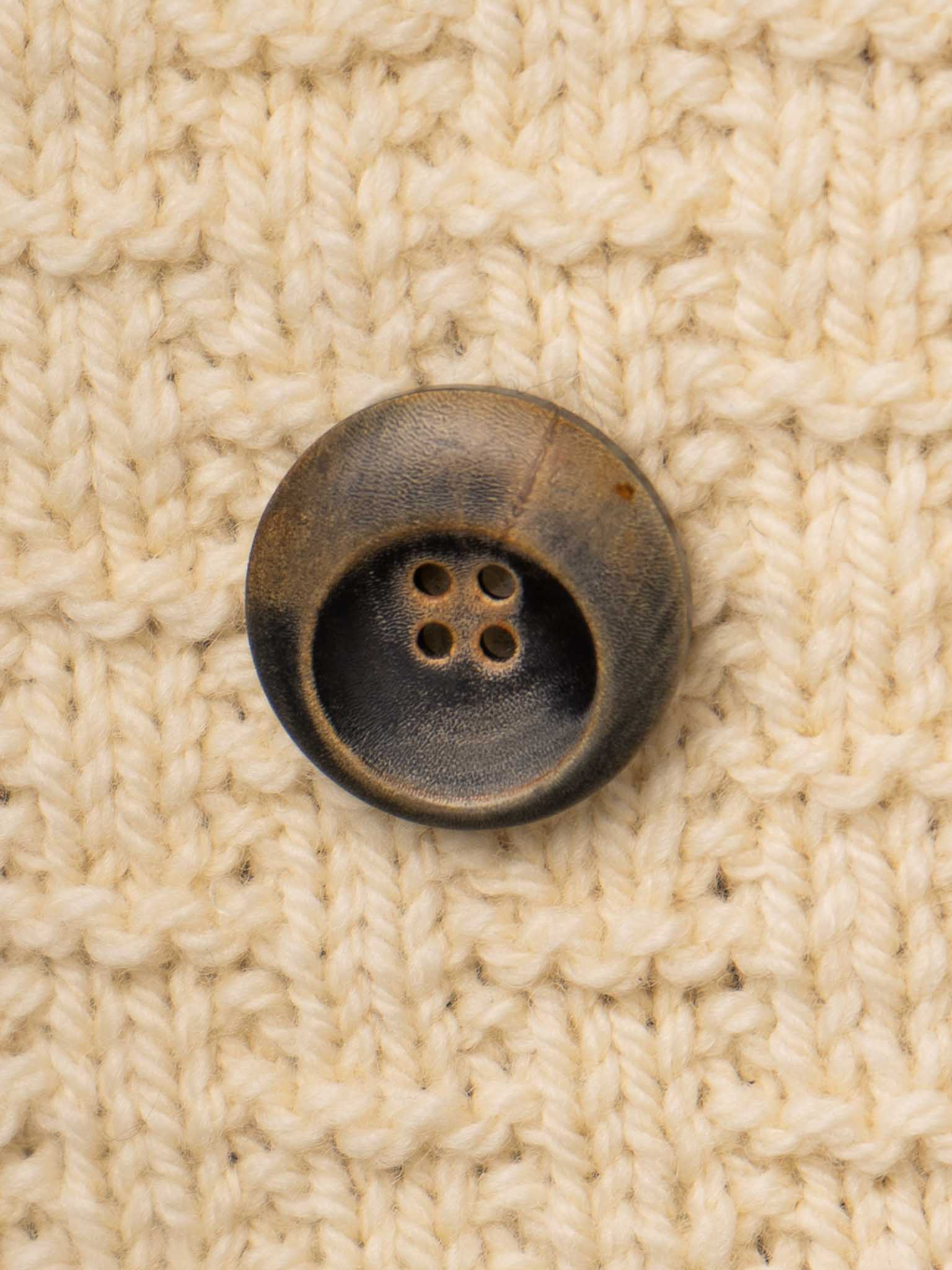 Black Coffee<br/><small>15 - 25mm Horn Button</small>