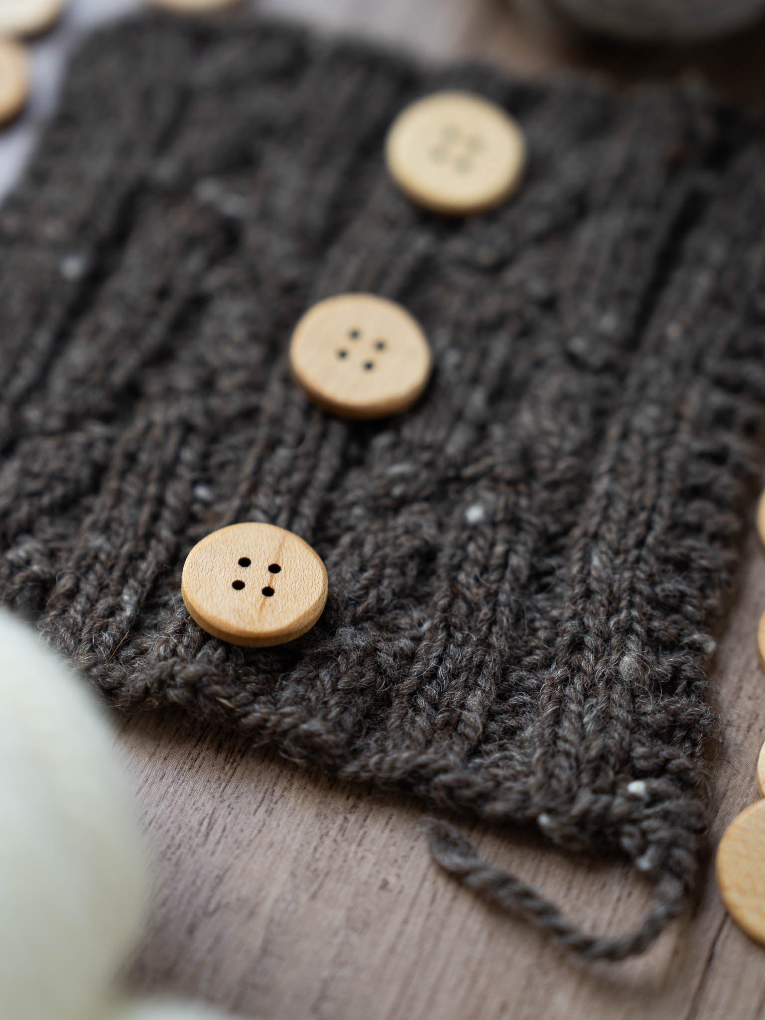 Canadian Maple Wood <br/><small>20mm Wood Button</small>