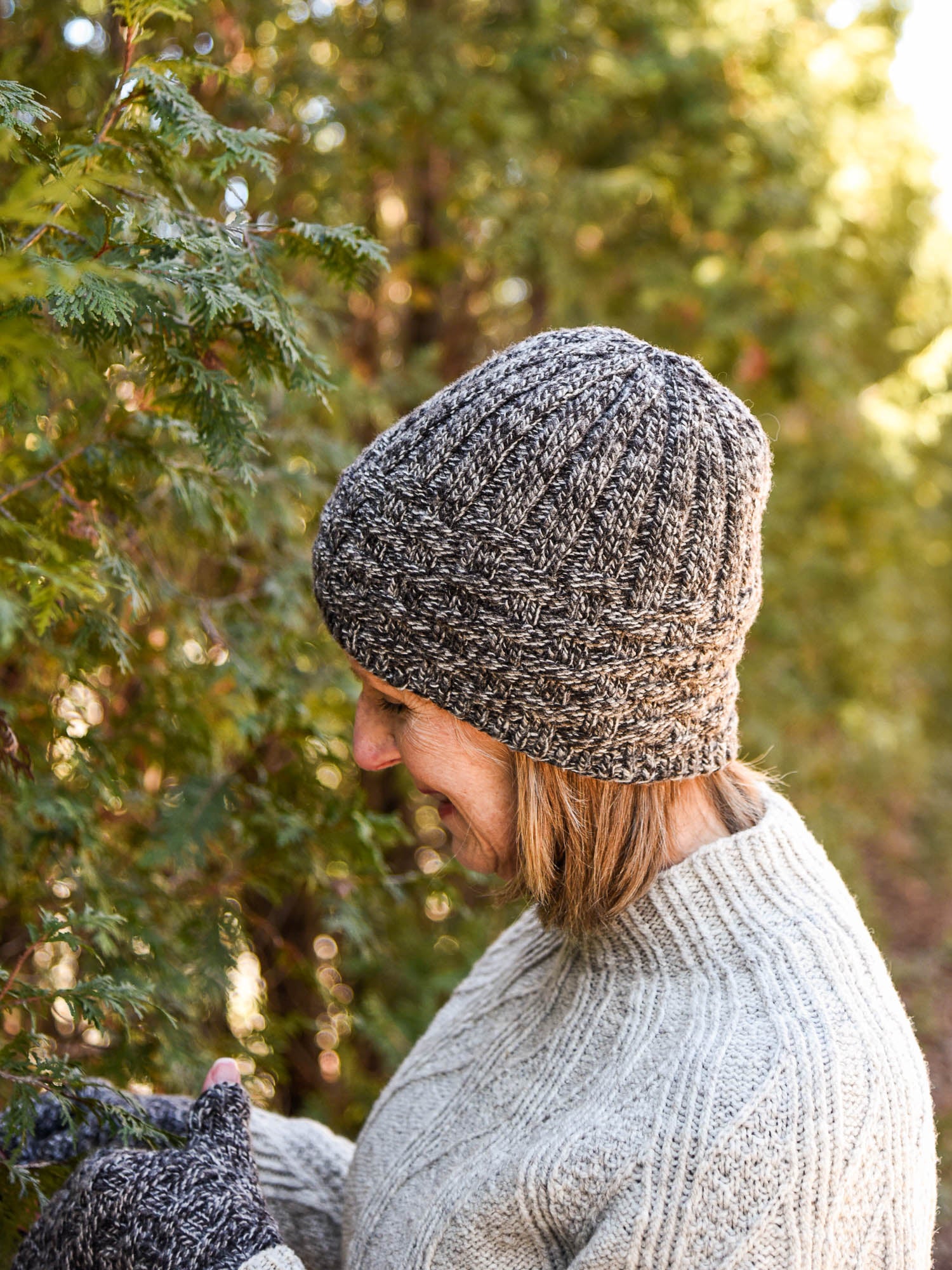 Creel Cap, Cowl, and Mitts <br/><small>knitting pattern</small>