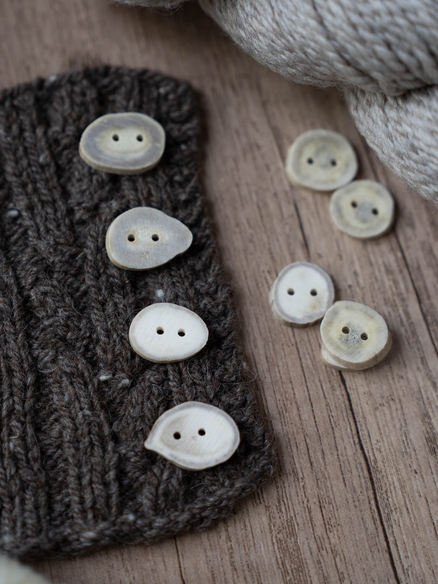 Deer <br/><small>8mm - 15mm Antler Fawn Button</small>