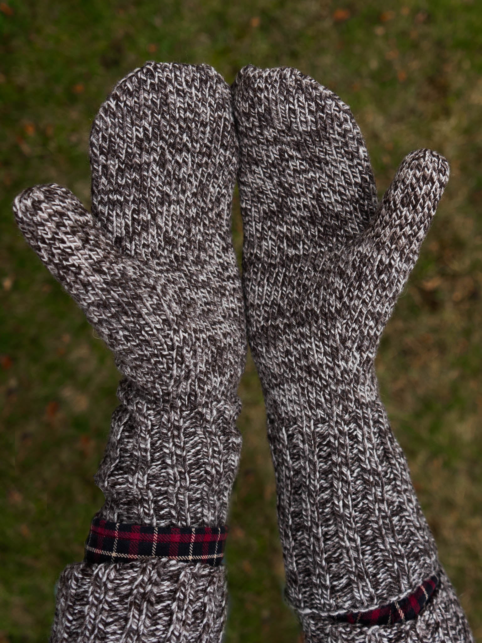 Everybody's Mittens <br/><small>accessory knitting pattern</small>