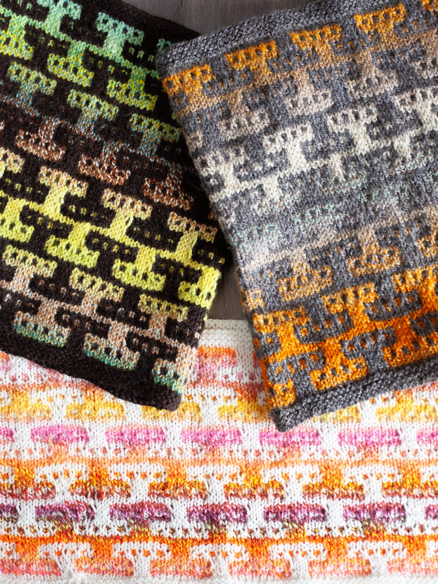 Funiculí, Funiculá Cowl <br/><small>knitting pattern</small>