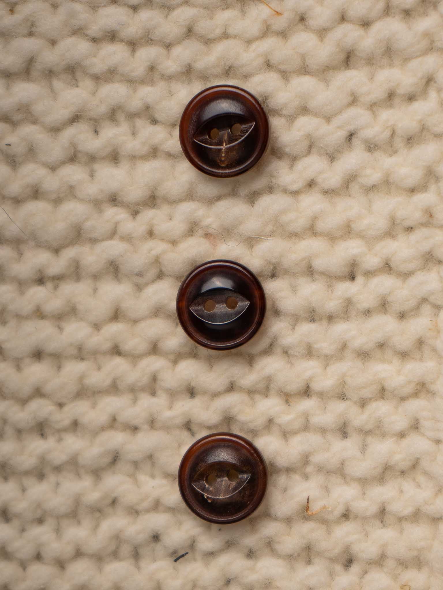 Fire <br/><small>15mm Horn Button</small>