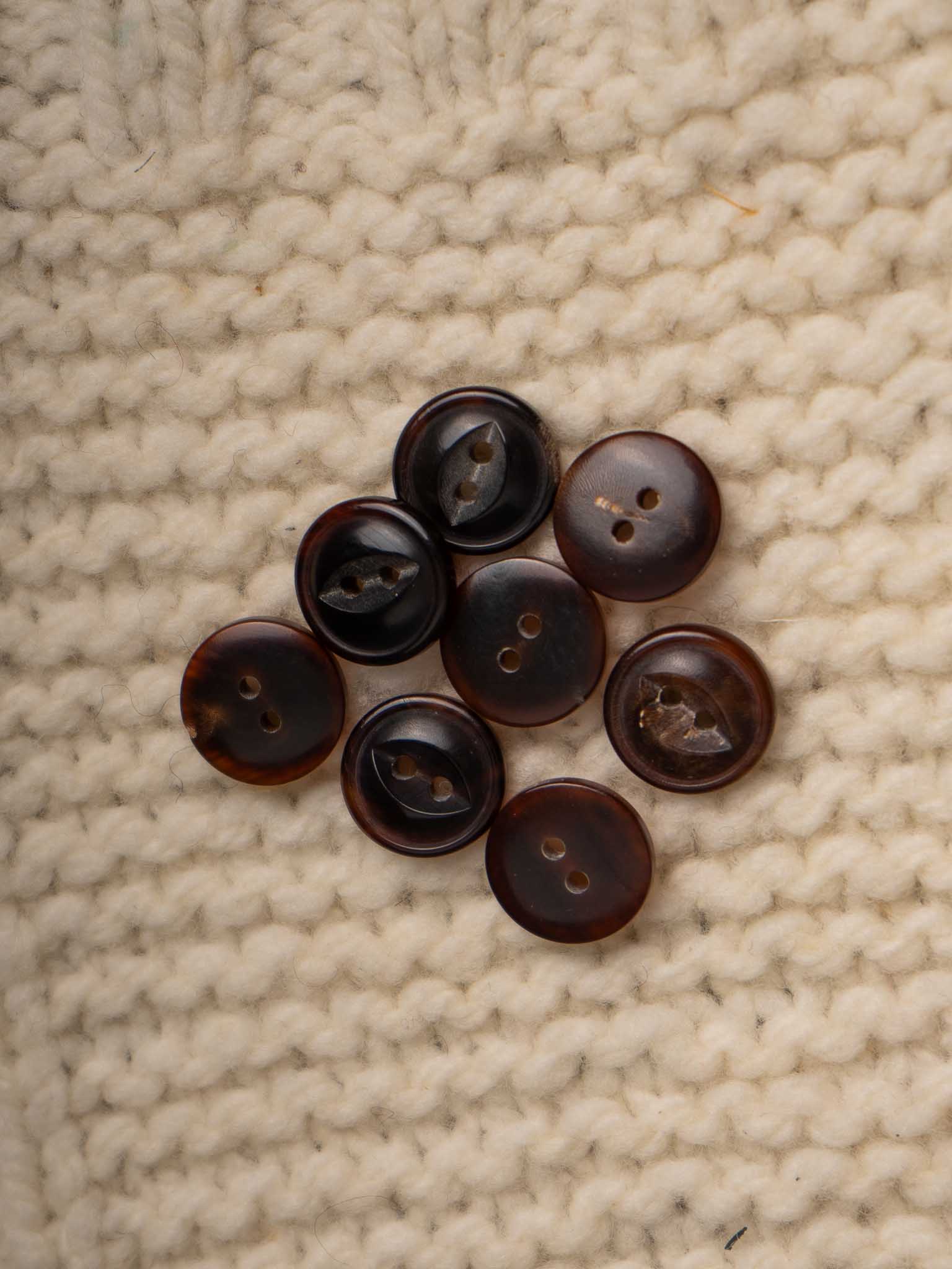 Fire <br/><small>15mm Horn Button</small>