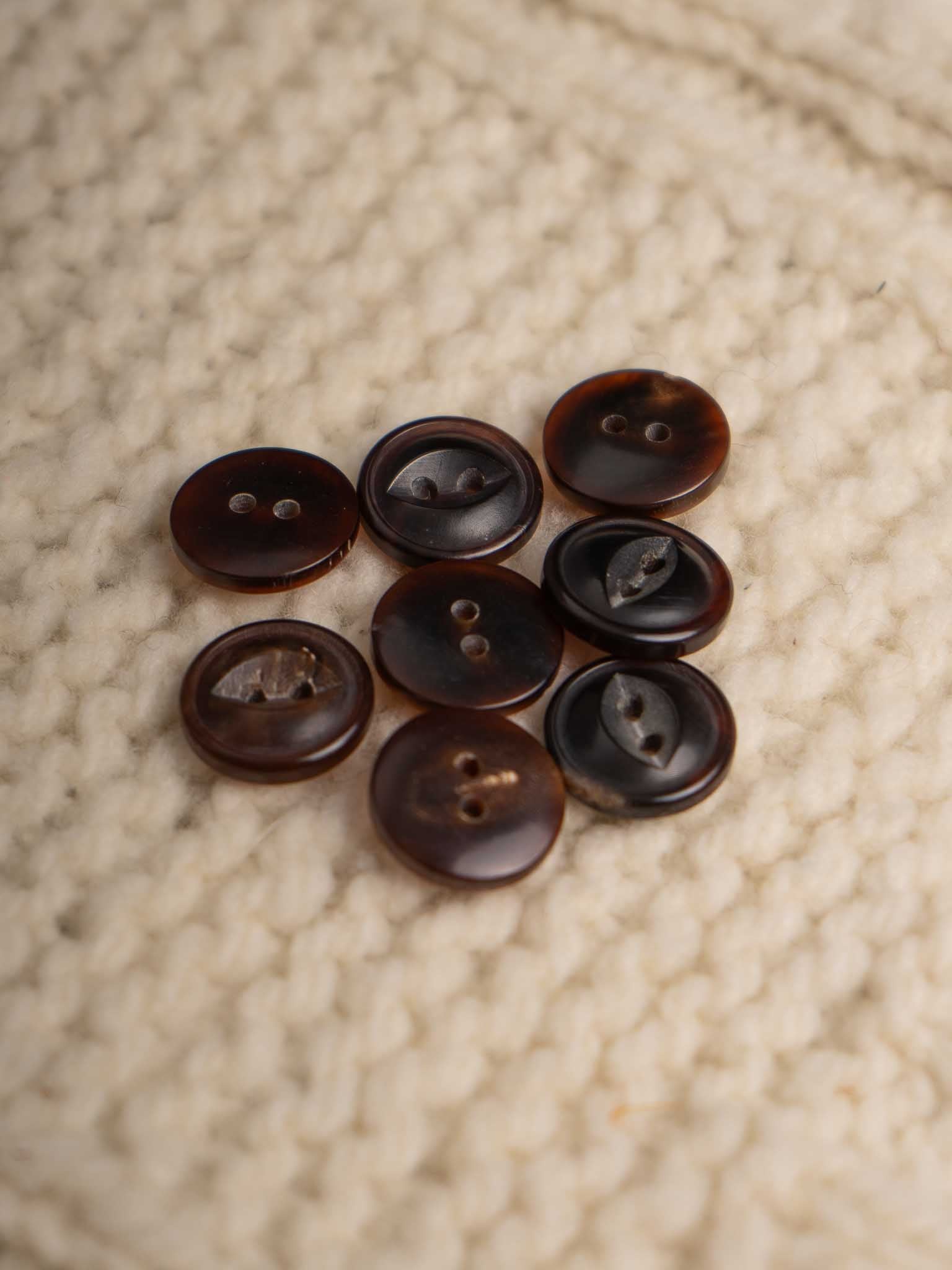 Fire <br/><small>15mm Horn Button</small>