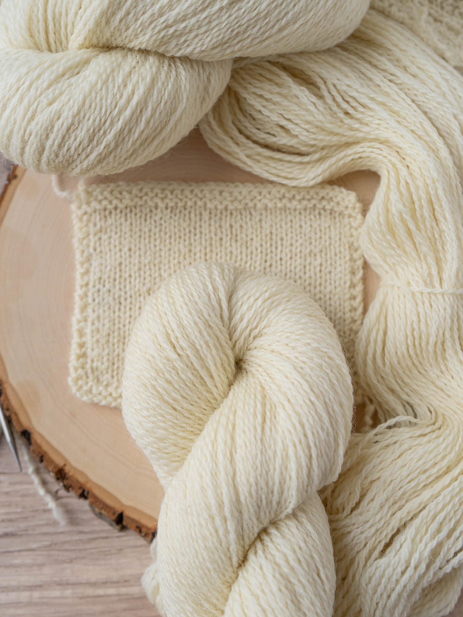 Galway DK 100% galway wool