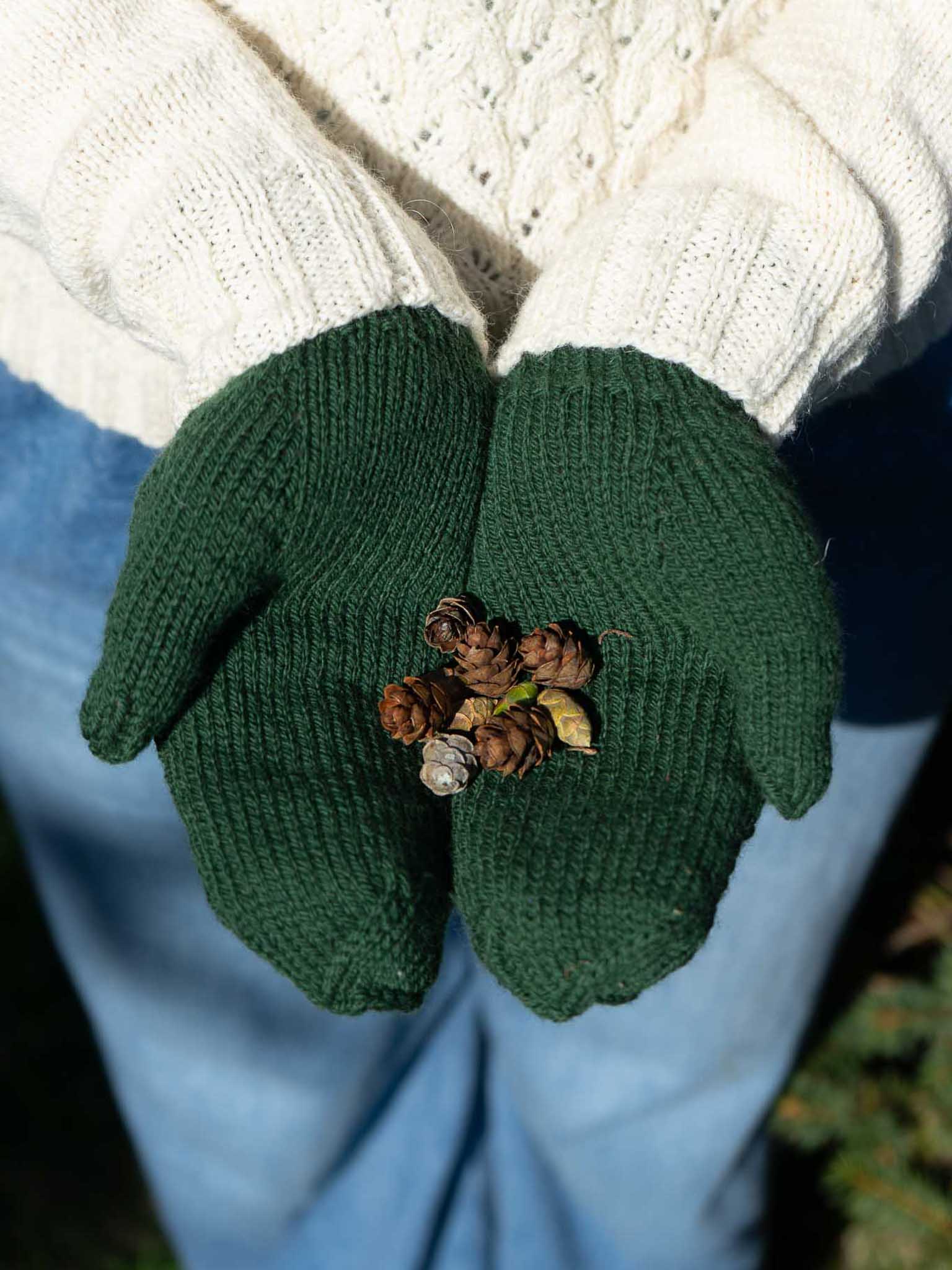 Grape Leaf Mittens by Patty Lyons <br/><small>Featured Festivus Pattern</small>