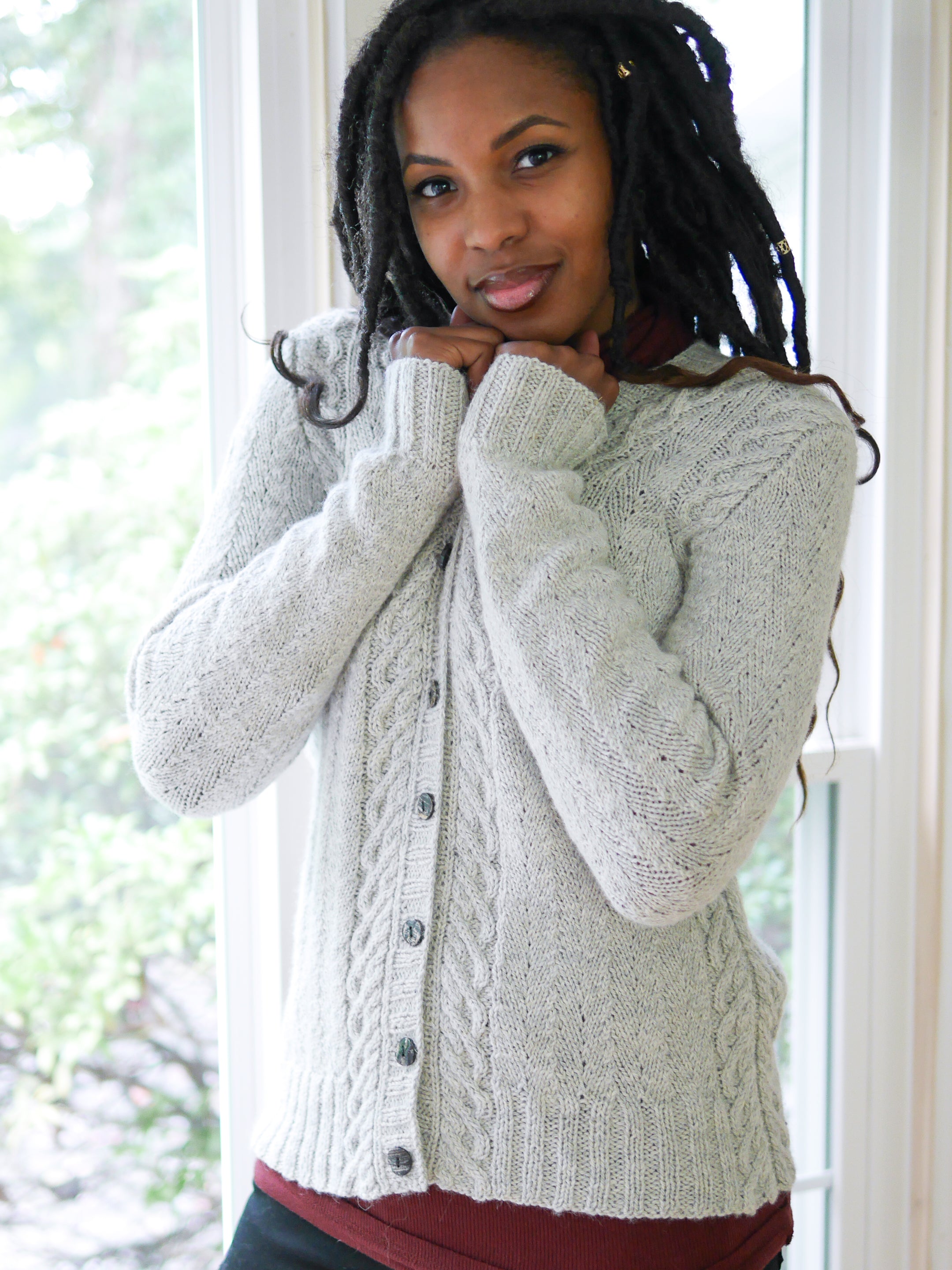 Herringweave<br/><small>Cardigan/Pullover knitting pattern</small>
