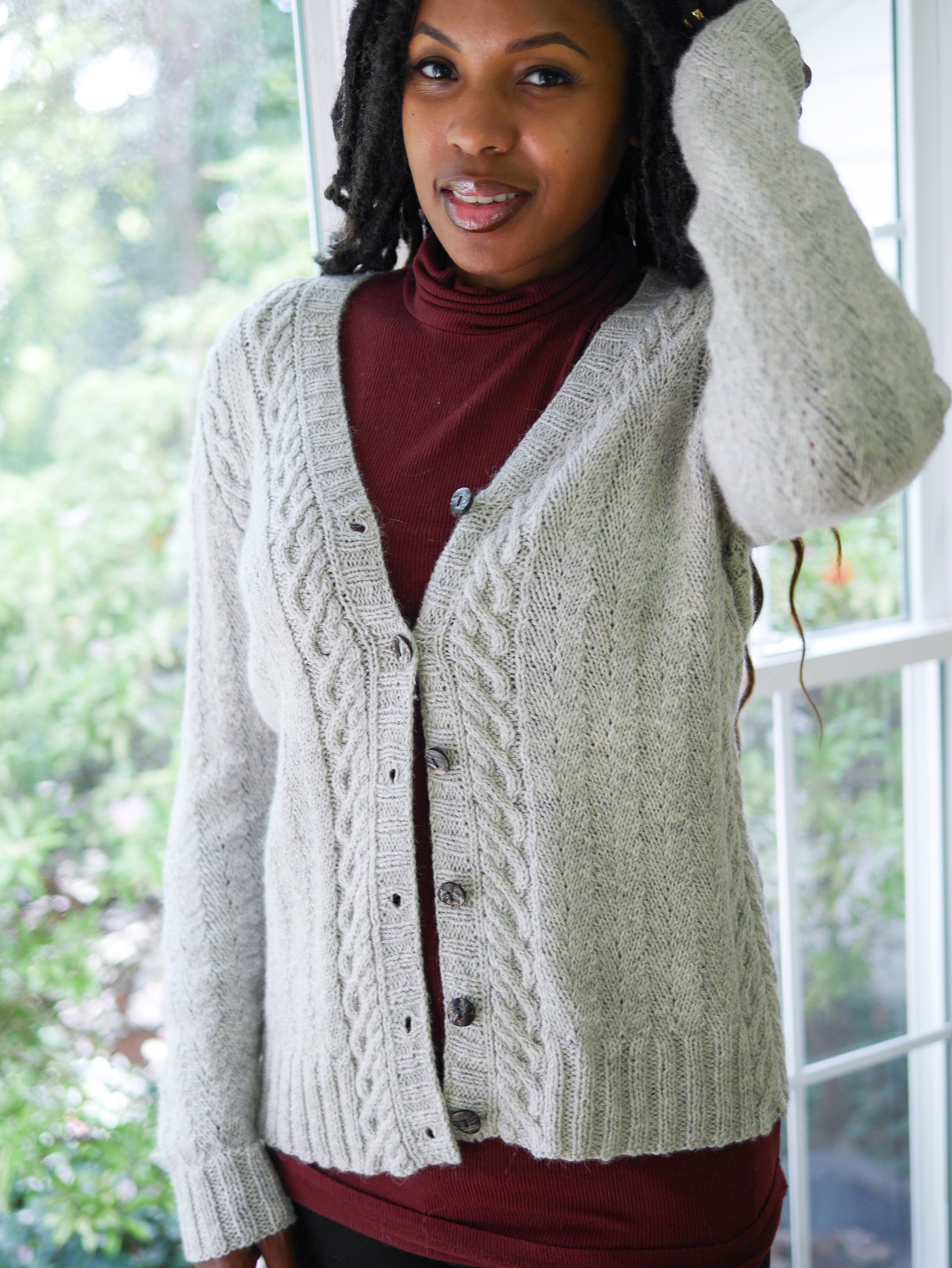 Herringweave<br/><small>Cardigan/Pullover knitting pattern</small>