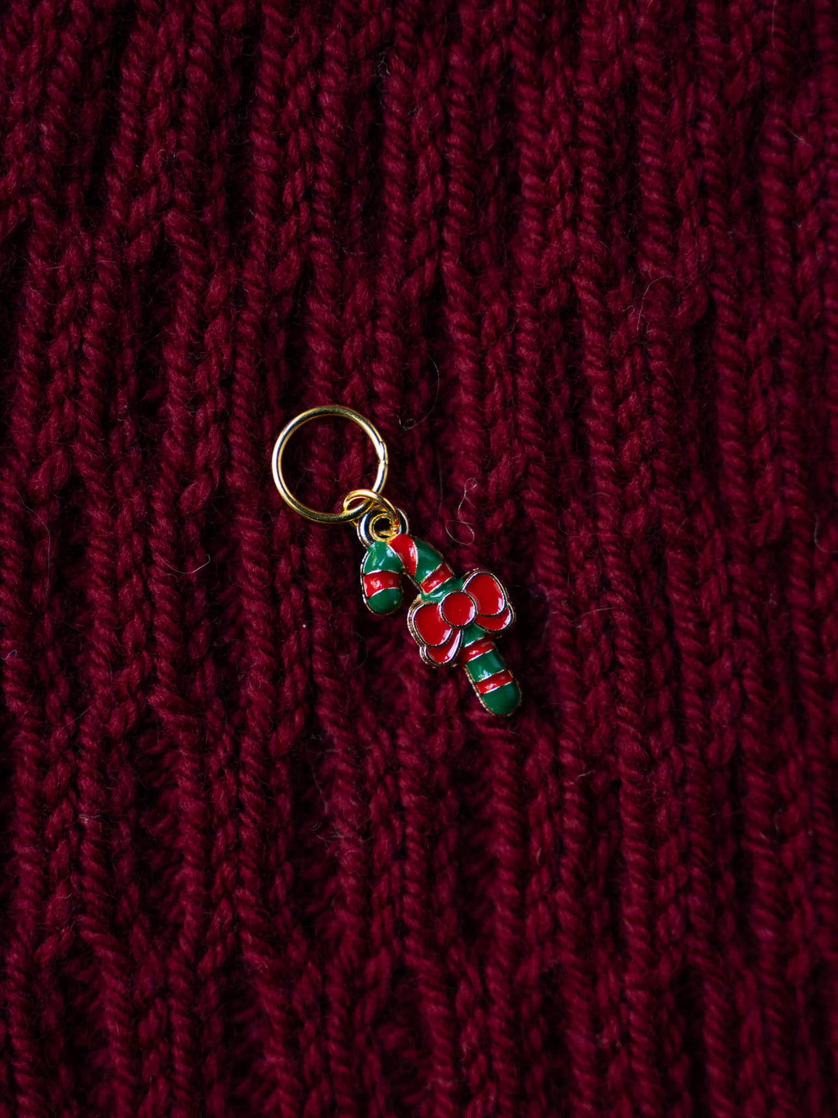Holiday Knitting Progress Keeper – Festive Christmas Stitch Marker & Knitting Accessory