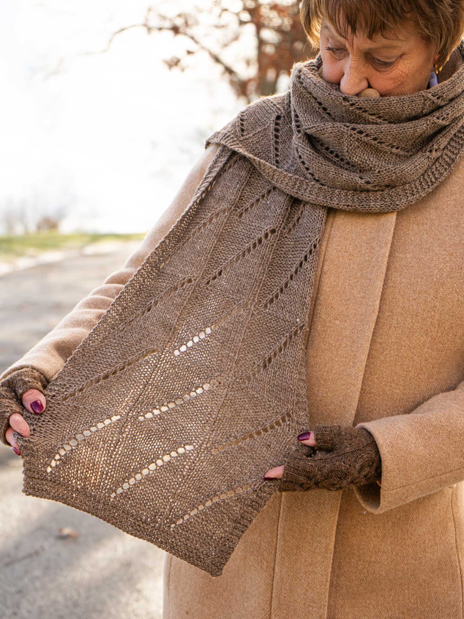 Hypoteneuse Stole/Scarf <br/><small>knitting pattern</small>