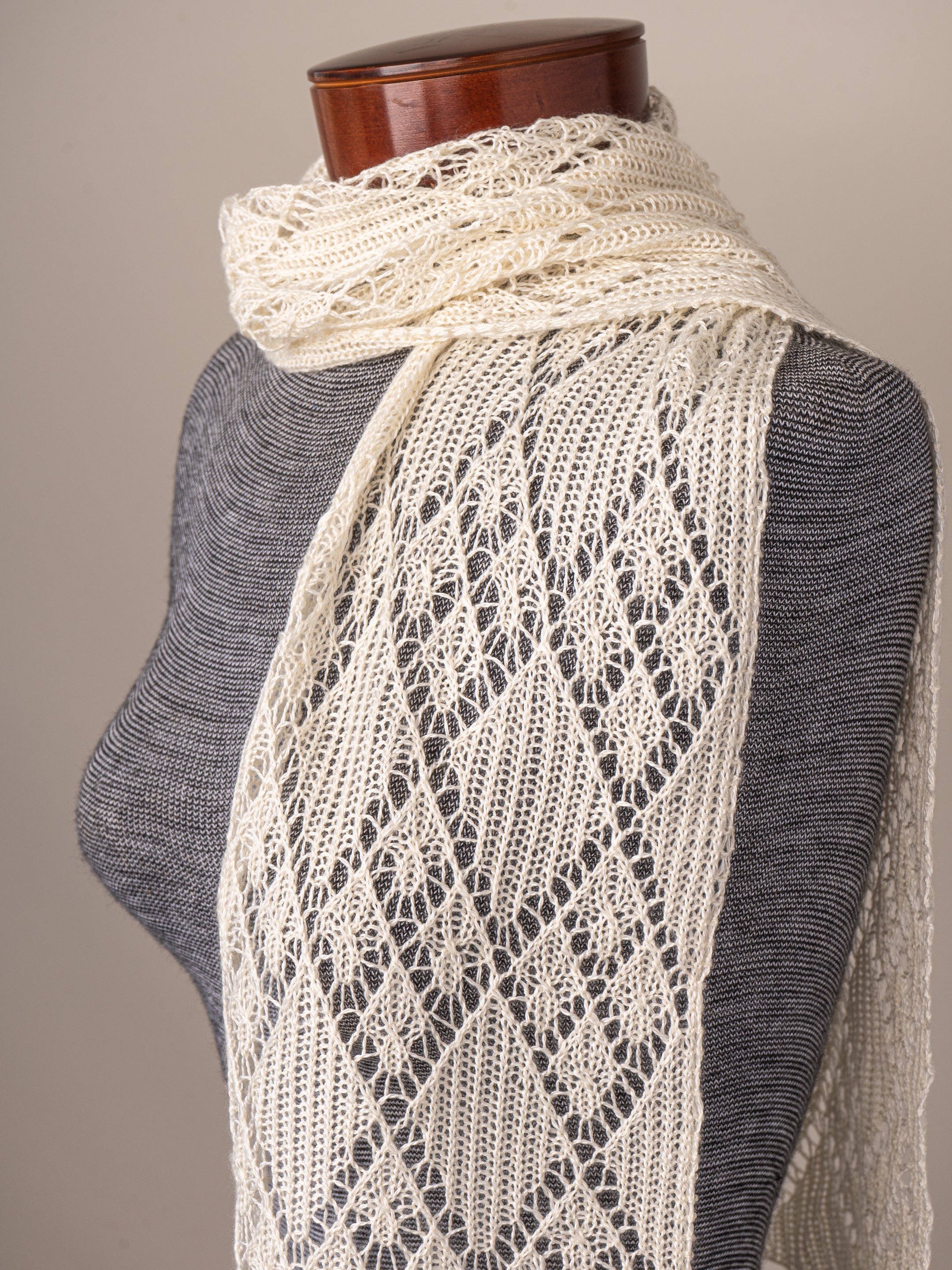 I Kiss and Tell Scarf or Stole <br/><small>knitting pattern</small>