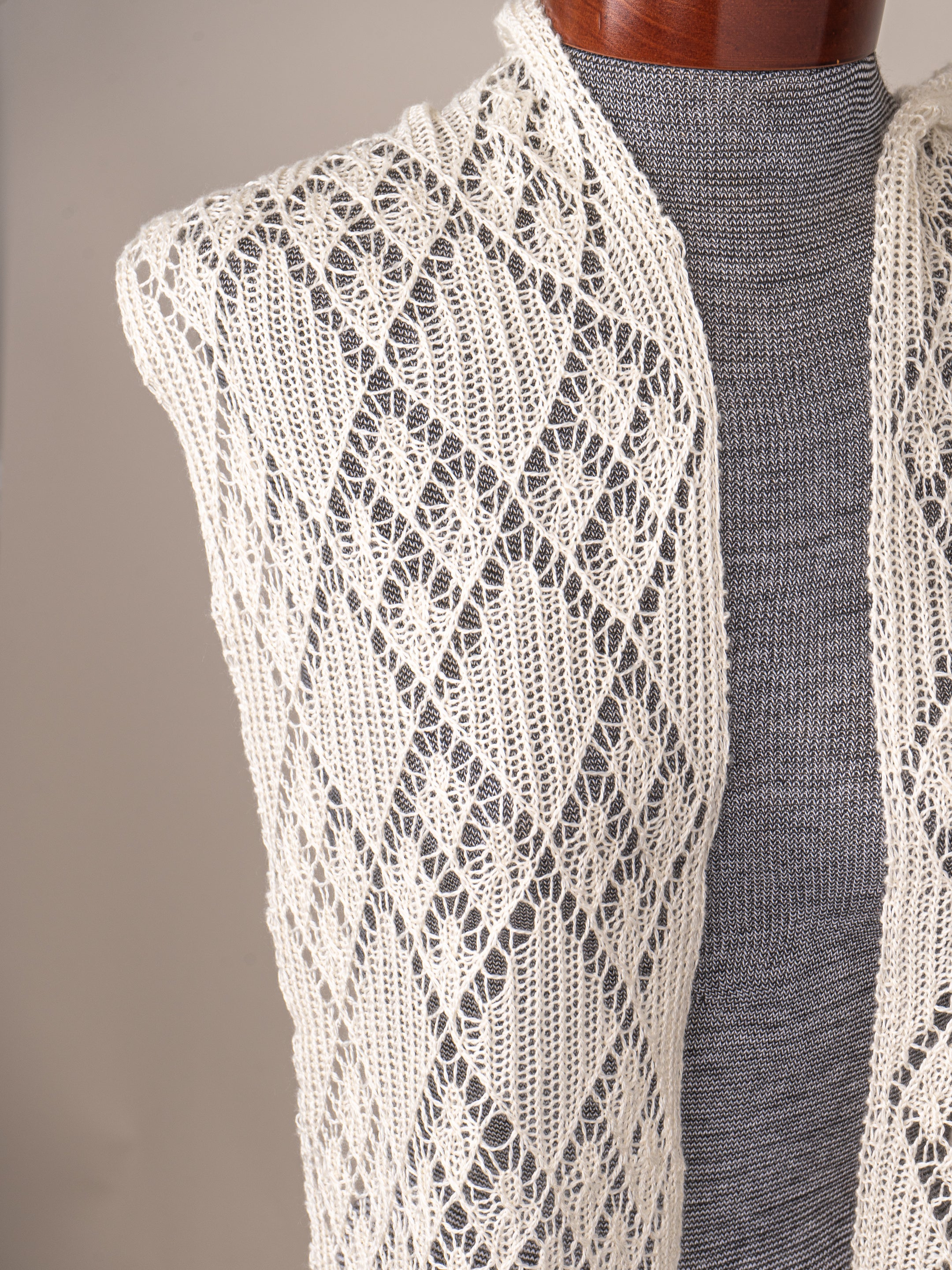 I Kiss and Tell Scarf or Stole <br/><small>knitting pattern</small>