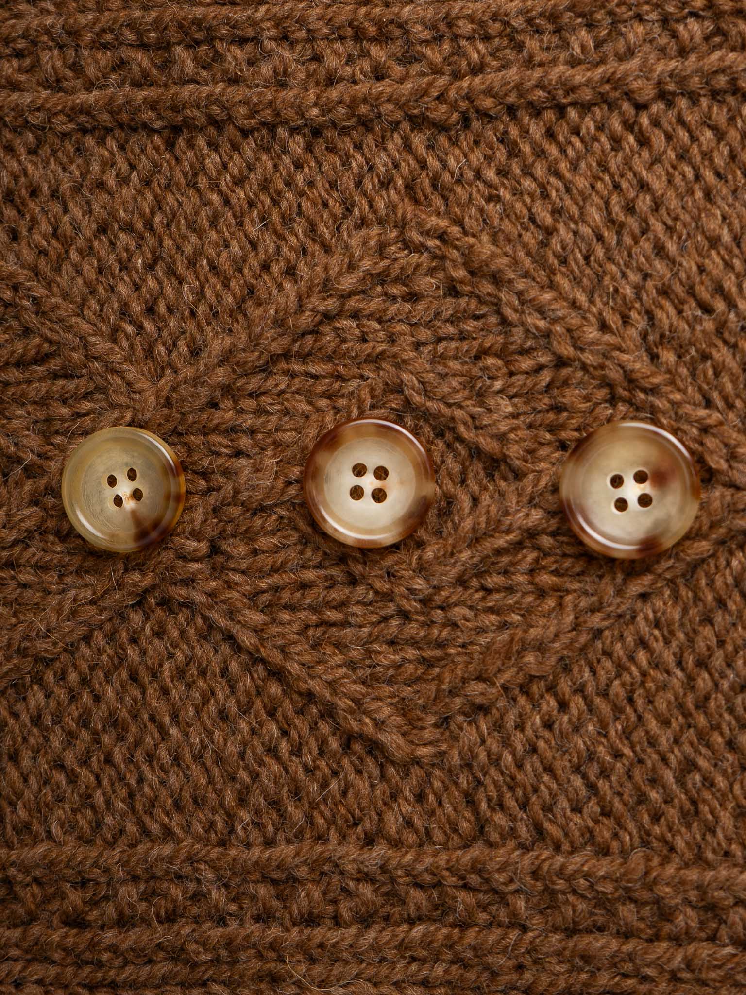 Ivy <br/><small> 18mm Horn Button</small>