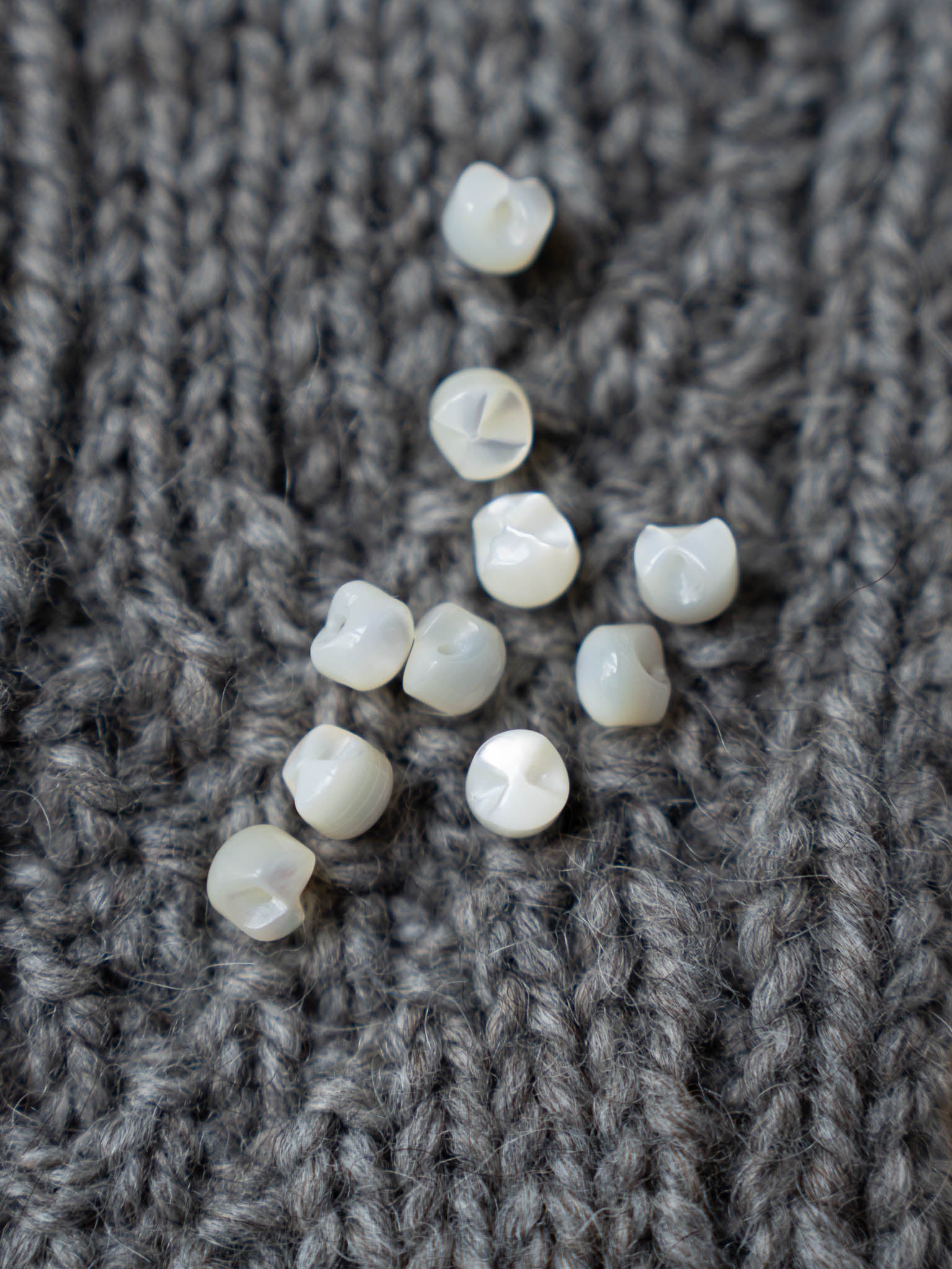 Kate <br/><small>15mm Mother of Pearl Button Set</small>