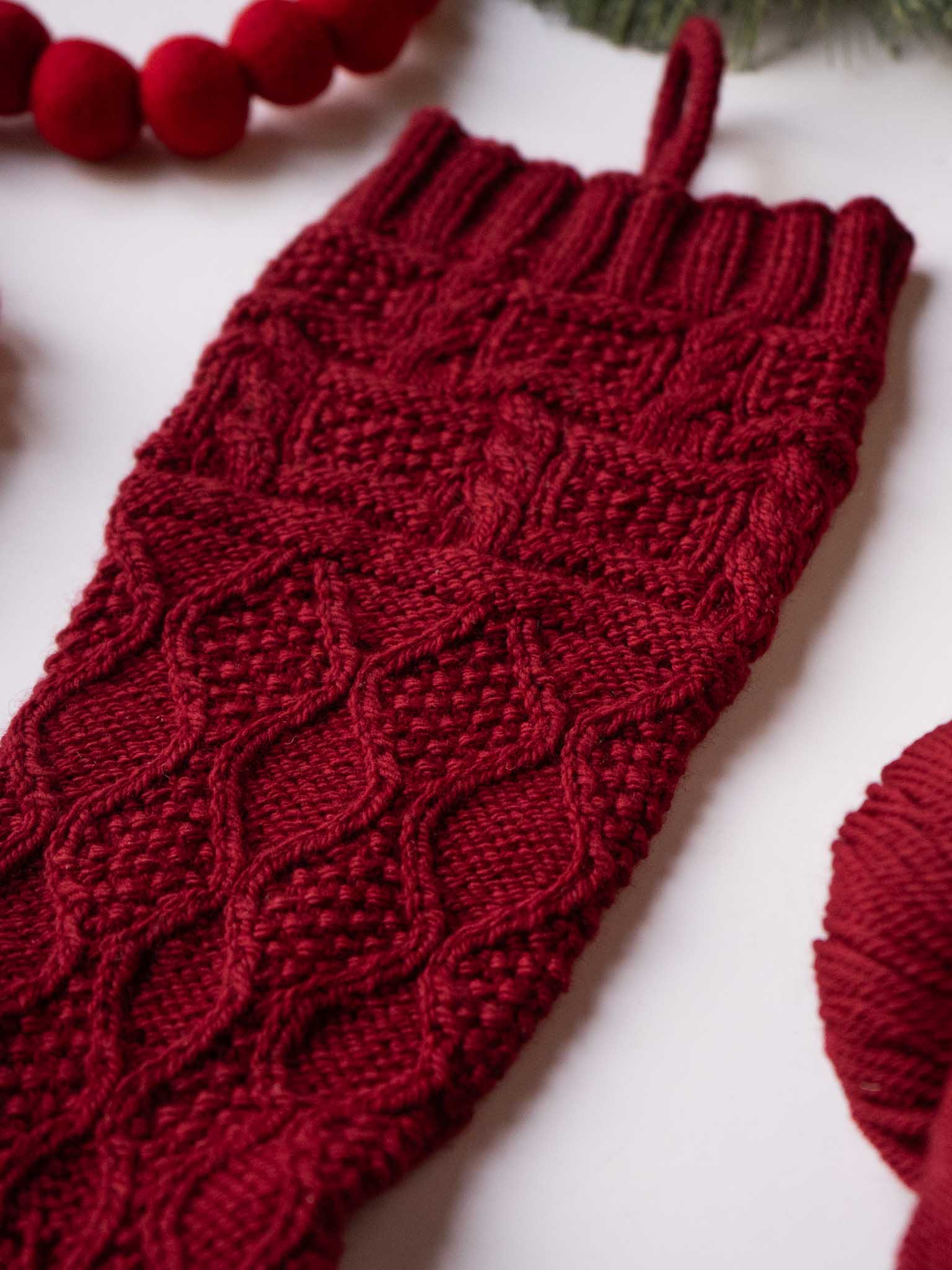 Los Angeles Stocking <br/><small>home decor knitting pattern</small>