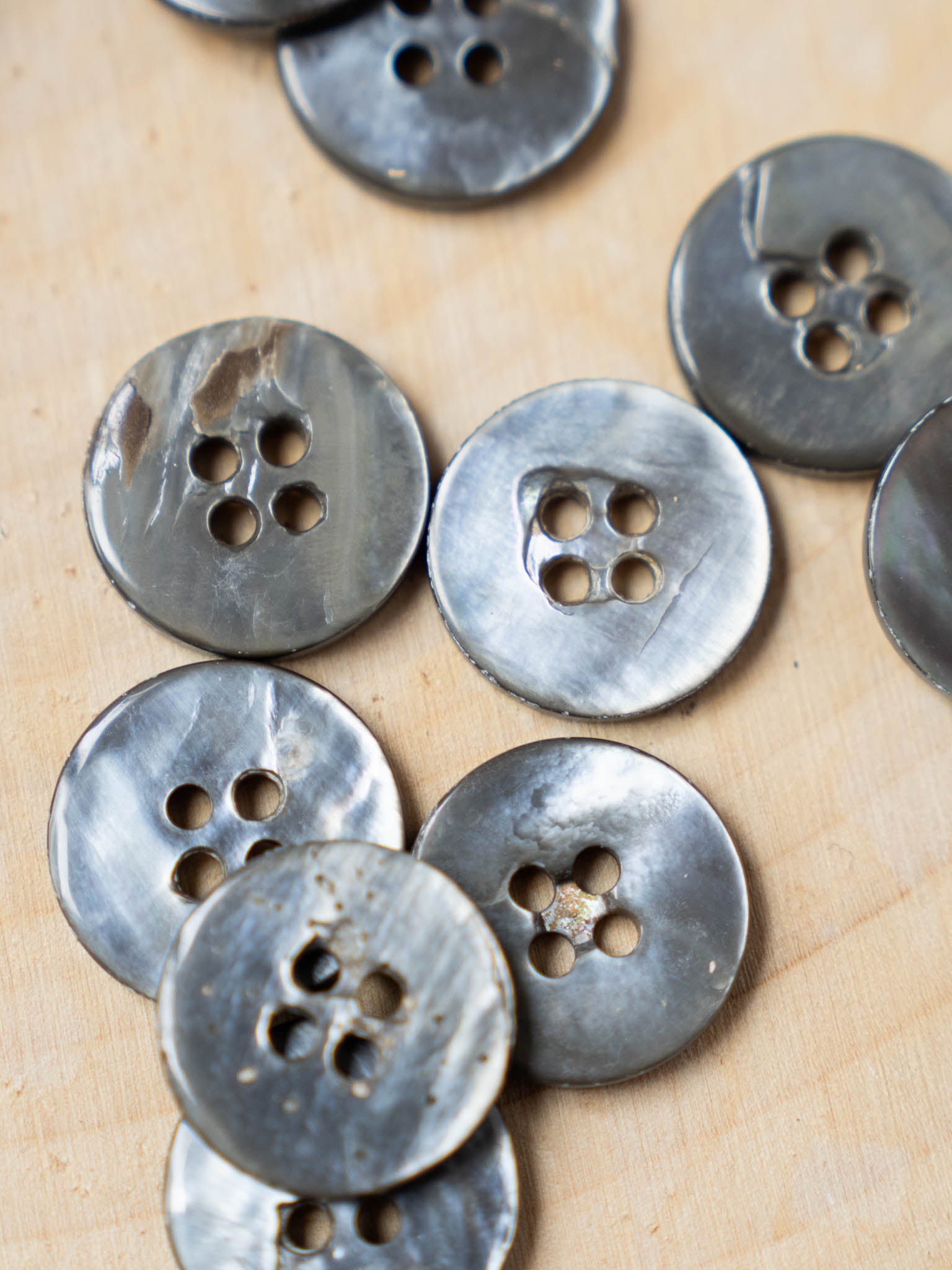 Mist <br/><small> 18mm Vintage Mother of Pearl Button</small>