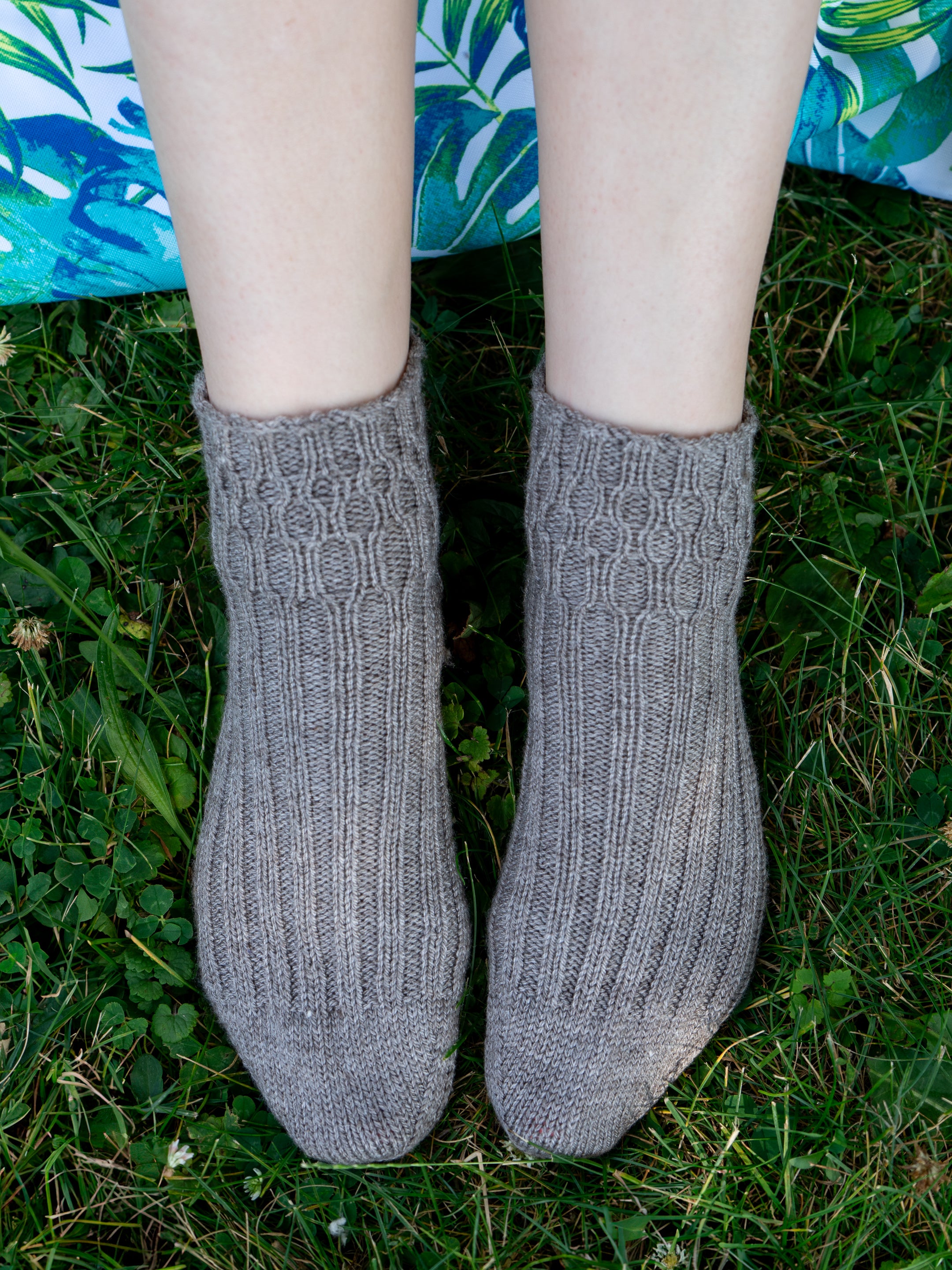 Modern Mood Socks <br/><small>knitting pattern</small>