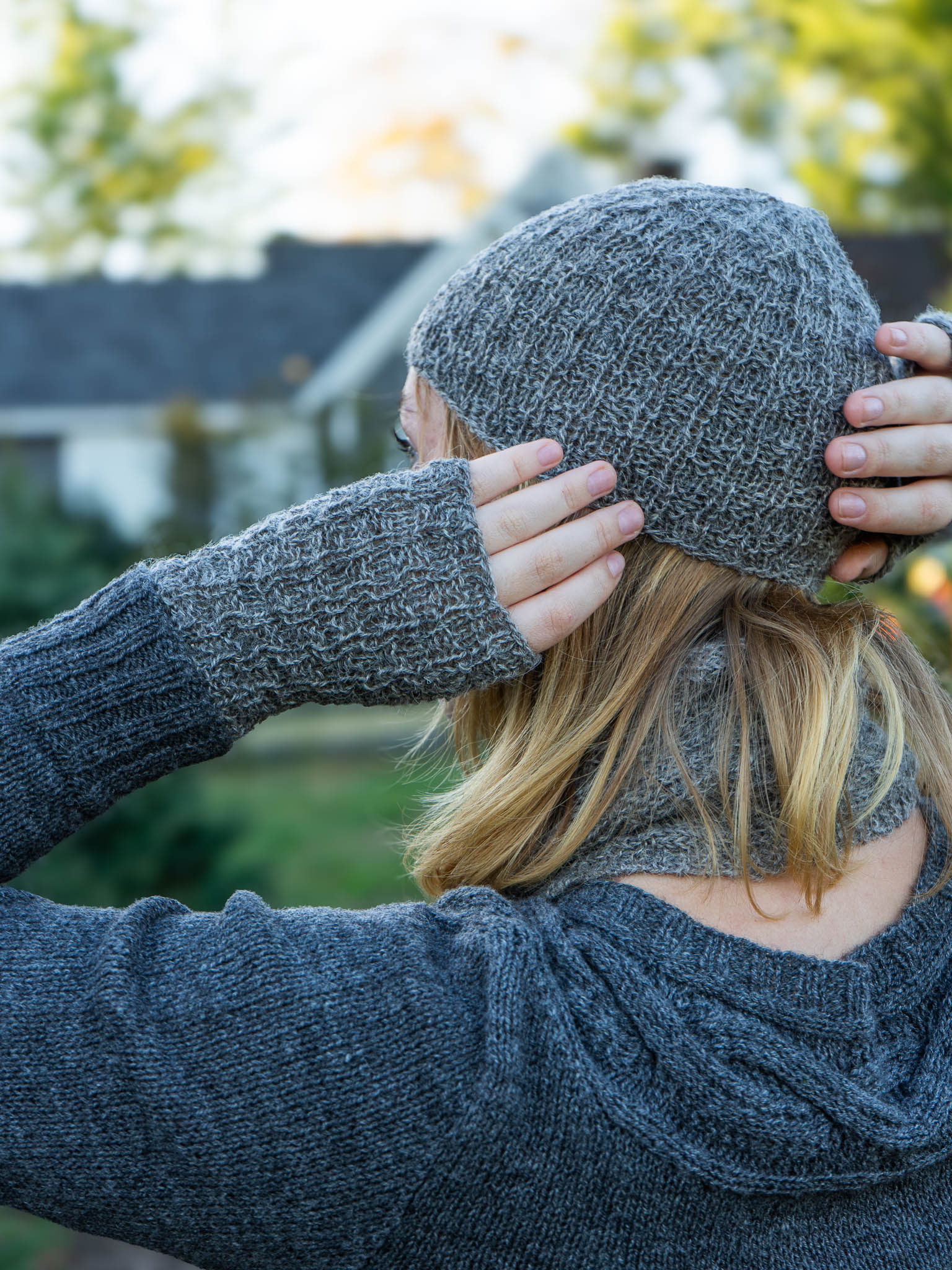 Paris-Roubaix Mitts, Hat, and Scarf <br/><small>knitting pattern</small>