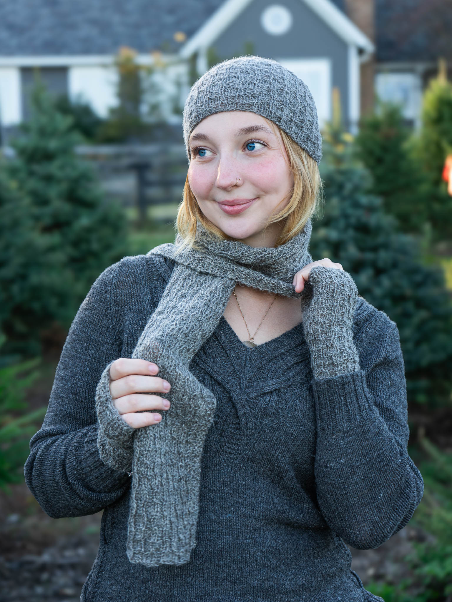 Paris-Roubaix Mitts, Hat, and Scarf <br/><small>knitting pattern</small>