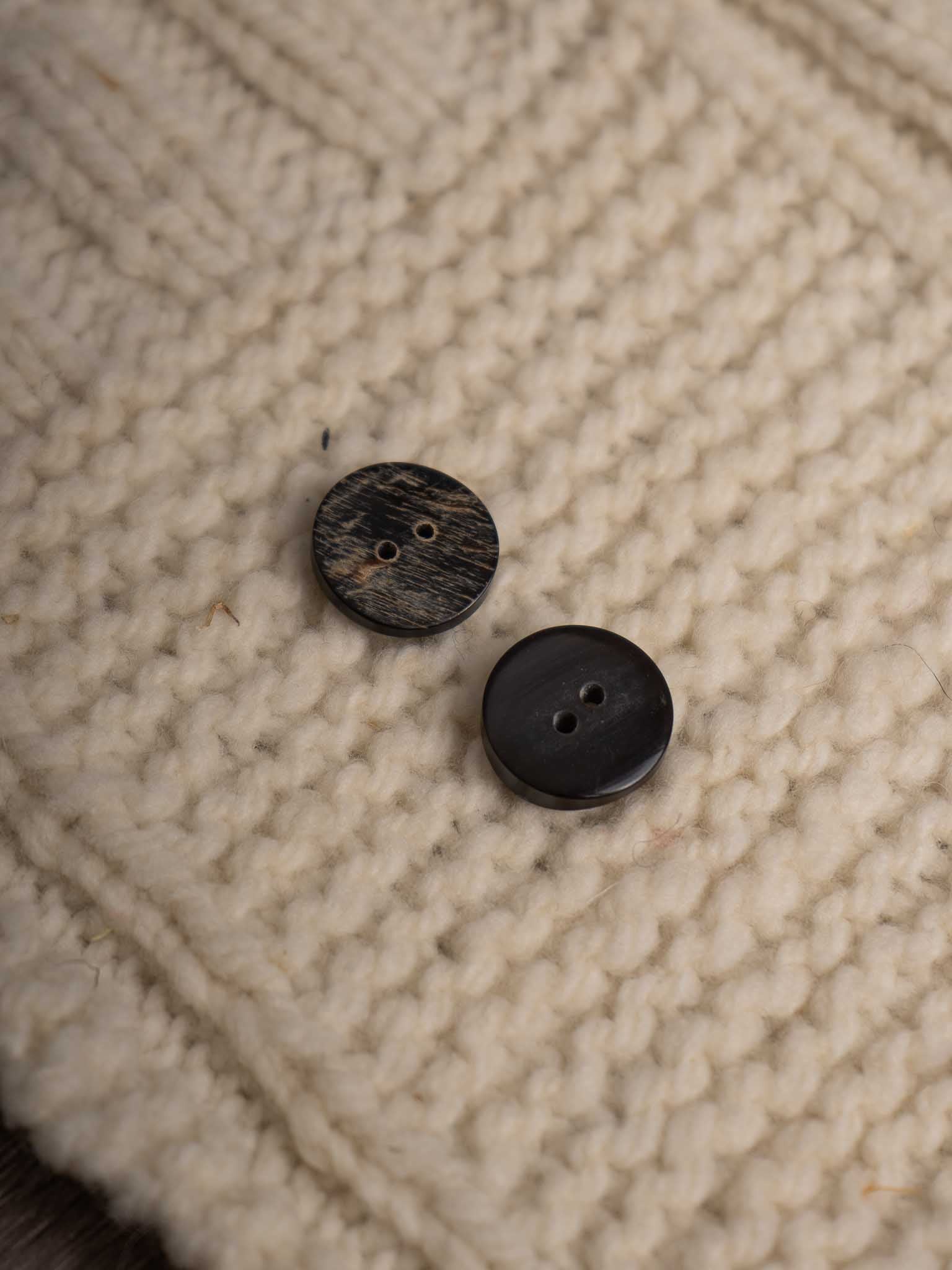 Pear <br/><small>18mm Horn Button</small>