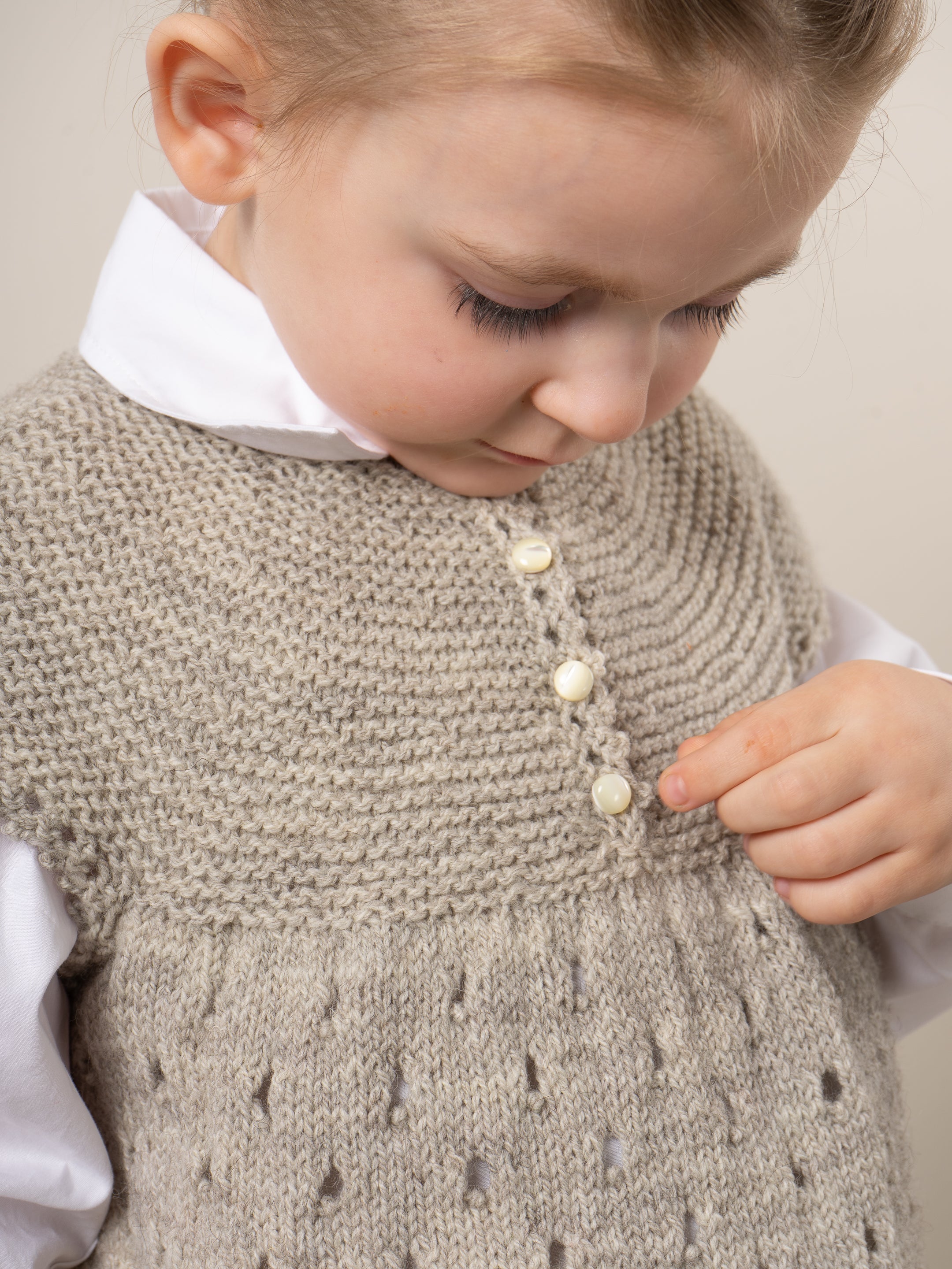 Polkadotty Dress <br/><small>Kids knitting pattern</small>