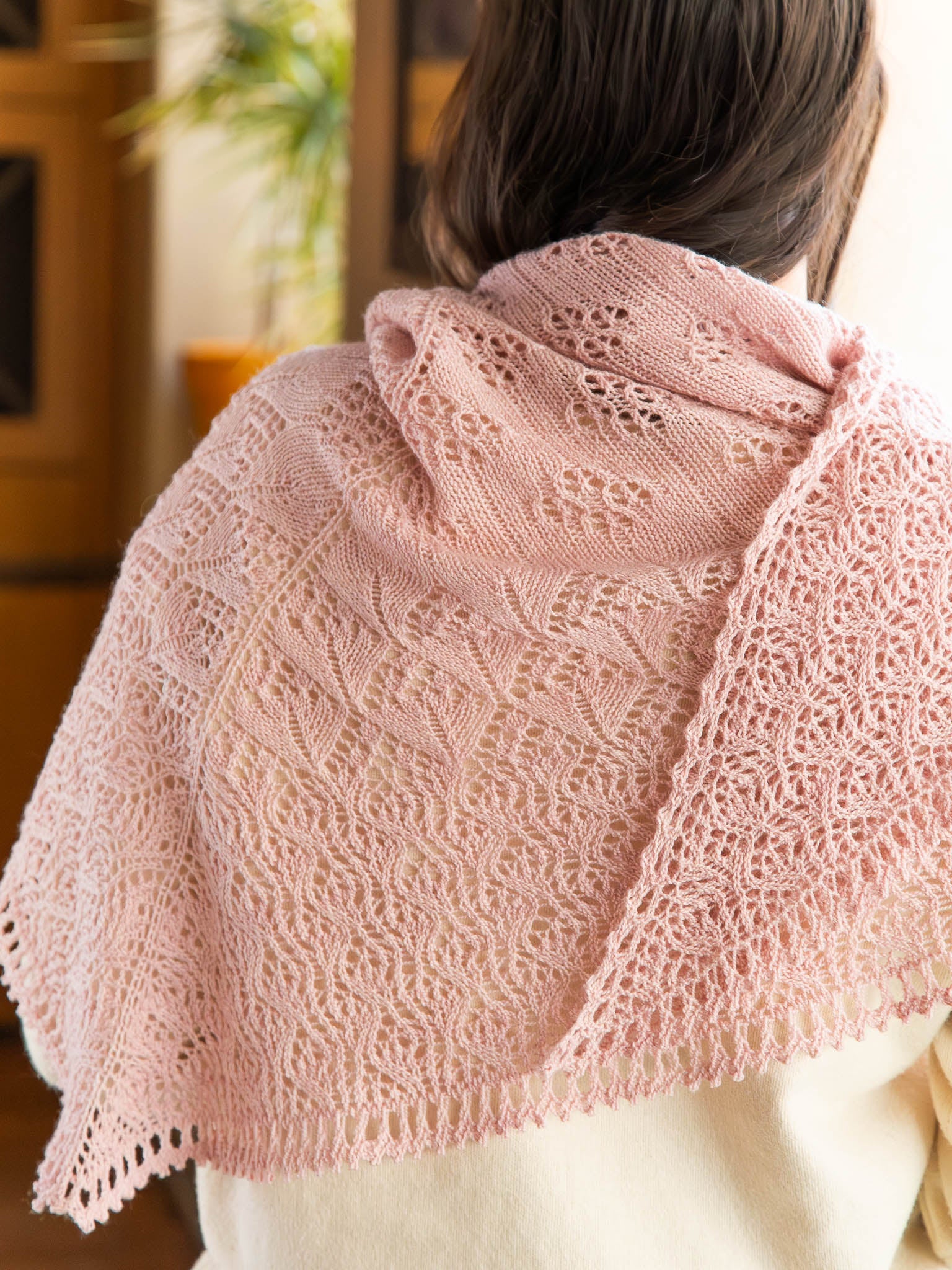 Sakura Fubuki <br/><small> lace shawl knitting pattern</small>