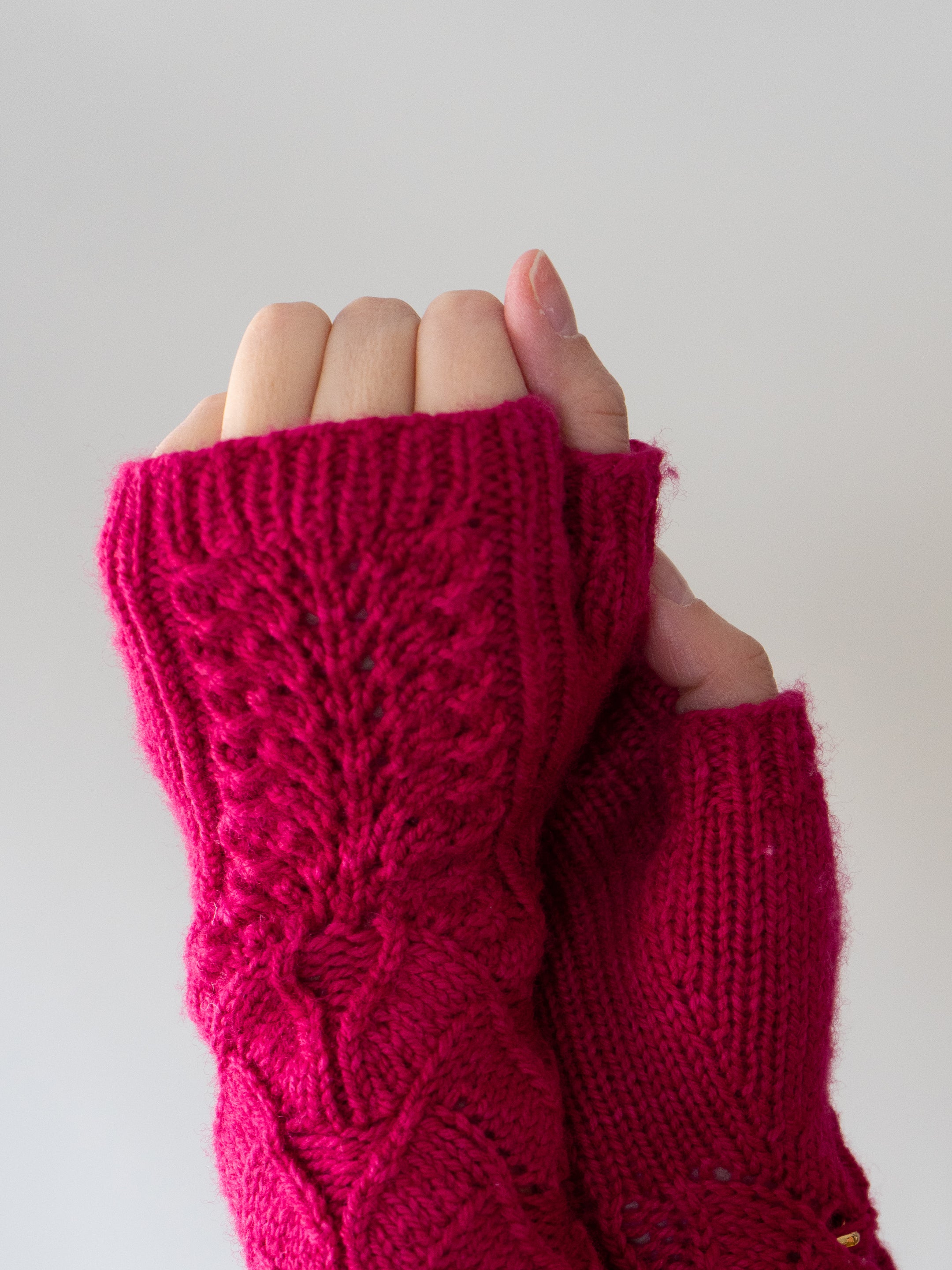 Scintilla Mitts <br/><small>knitting pattern</small>