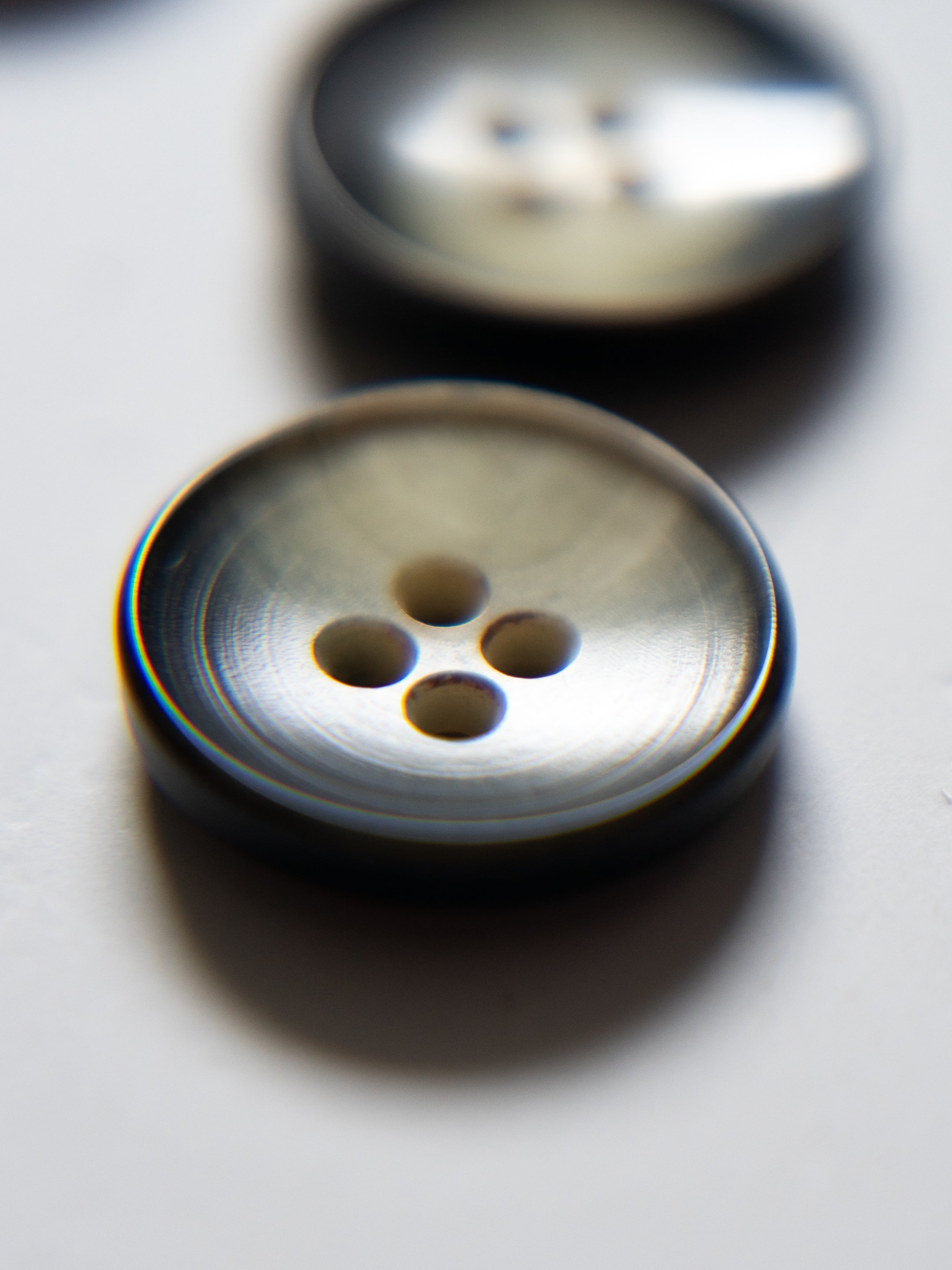 Shadow <br/><small>19mm Horn Button</small>