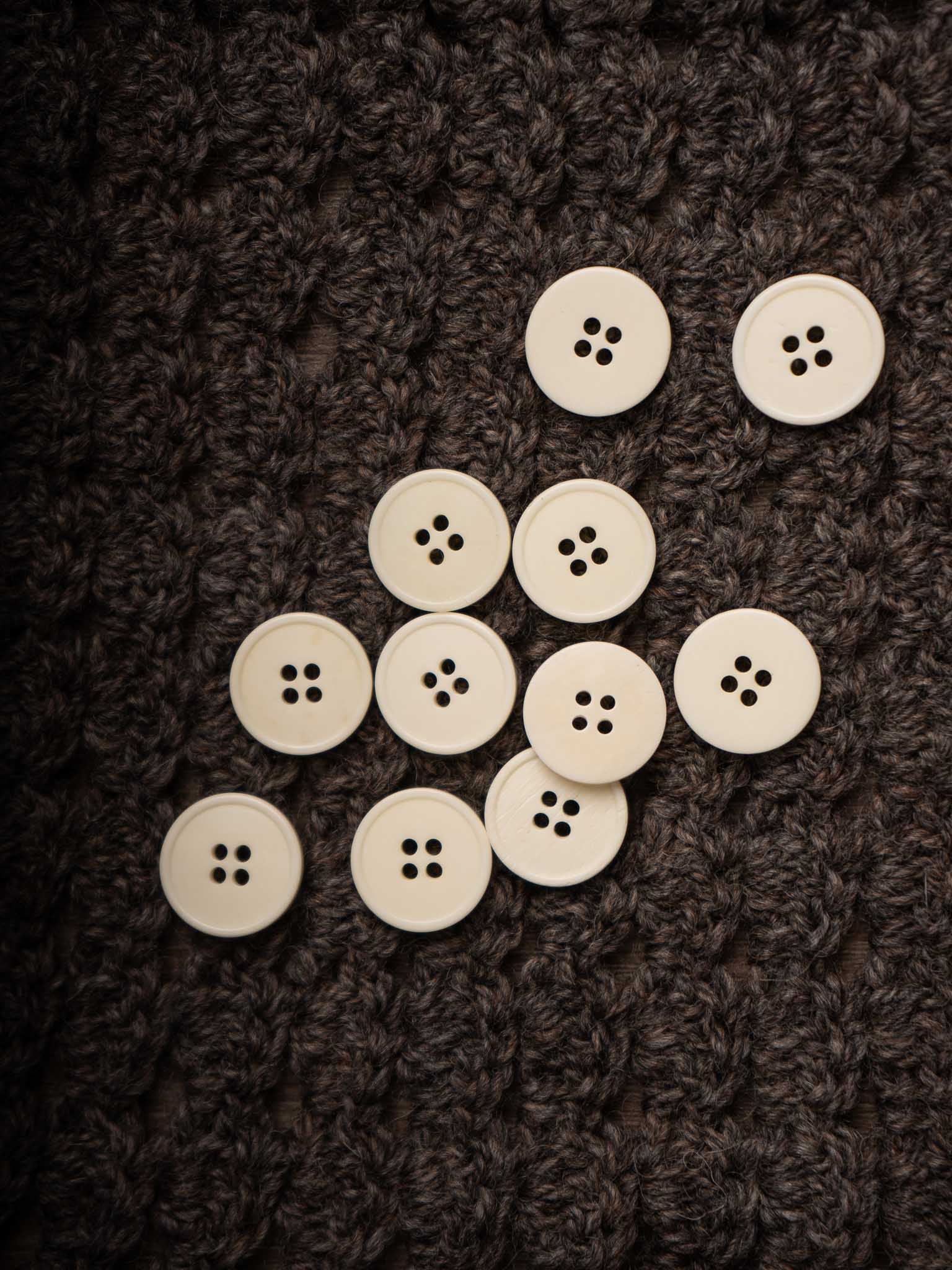 Snowberry <br/><small> 11.5mm - 28mmOx Bone</small>