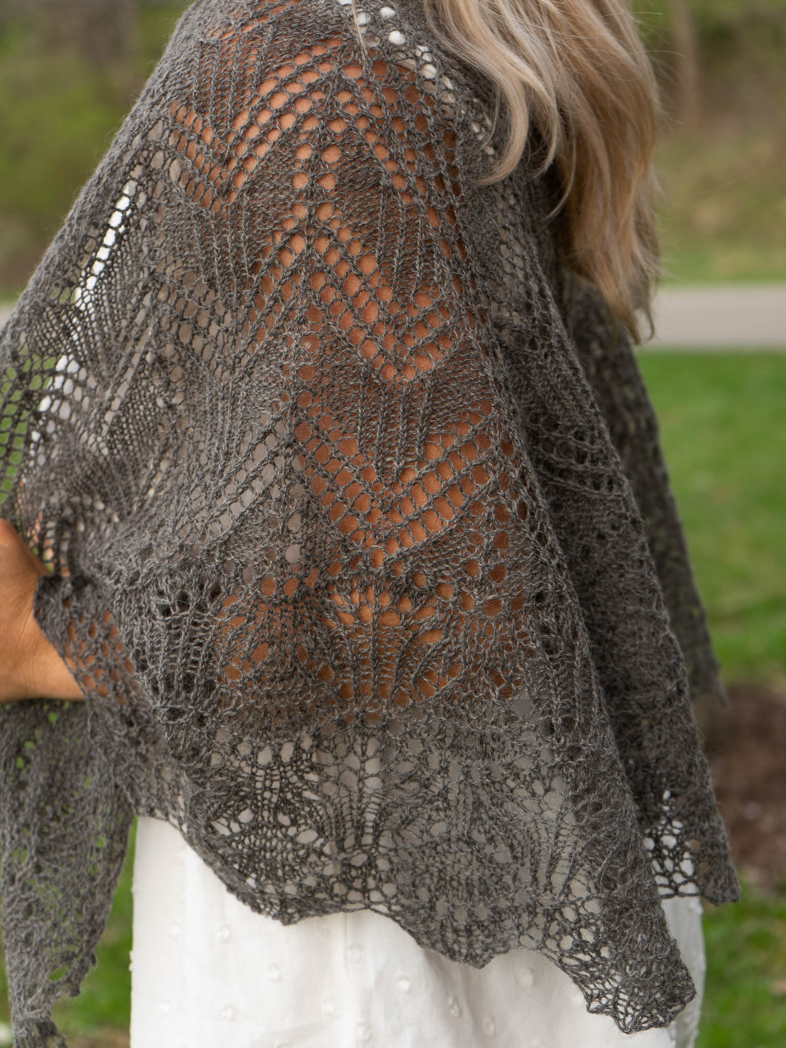 Squall <br/><small> Shawl knitting pattern</small>