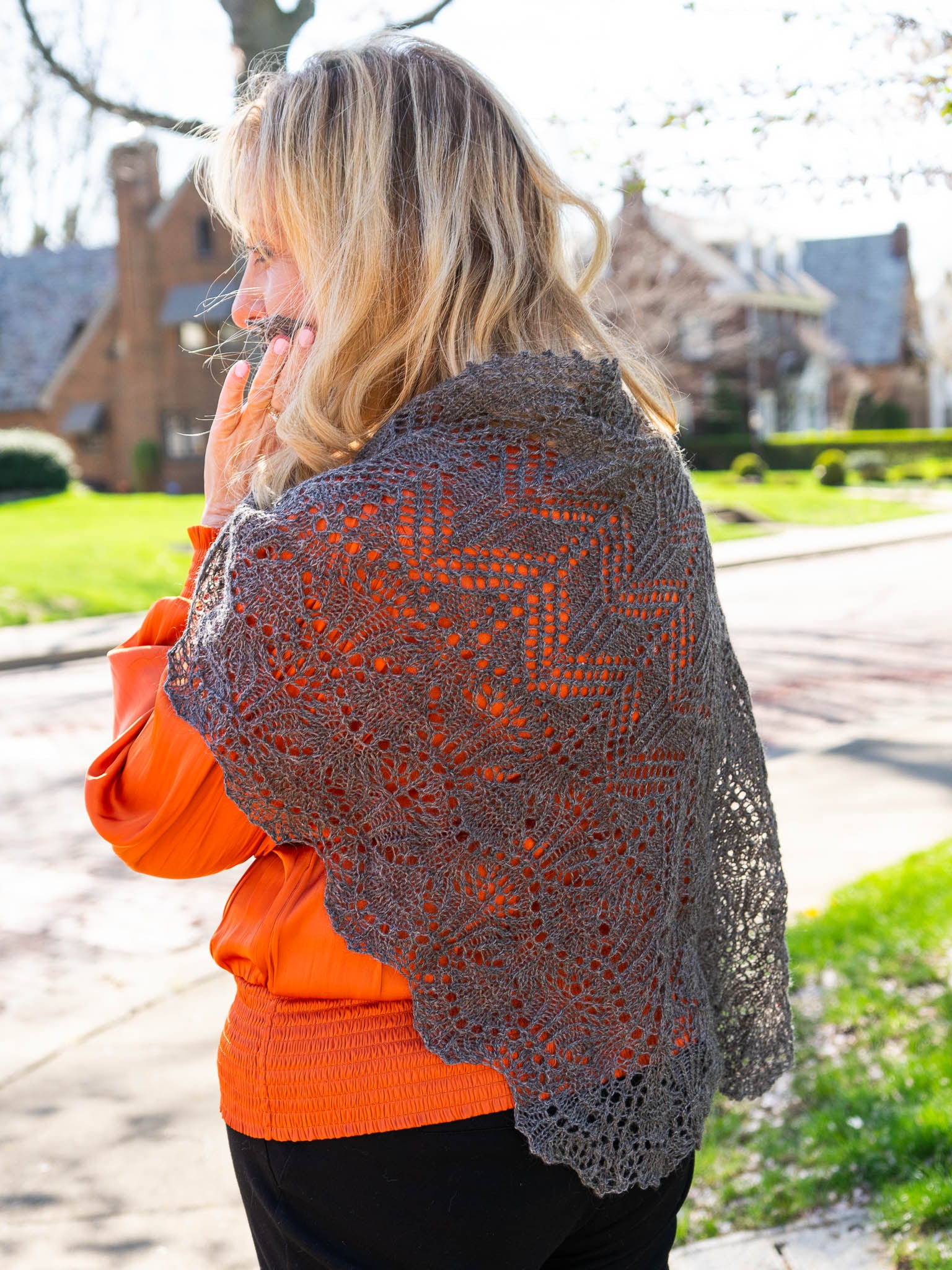 Squall <br/><small> Shawl knitting pattern</small>