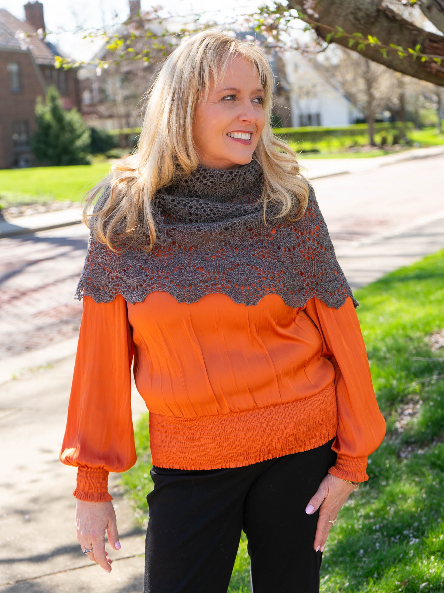 Squall <br/><small> Shawl knitting pattern</small>