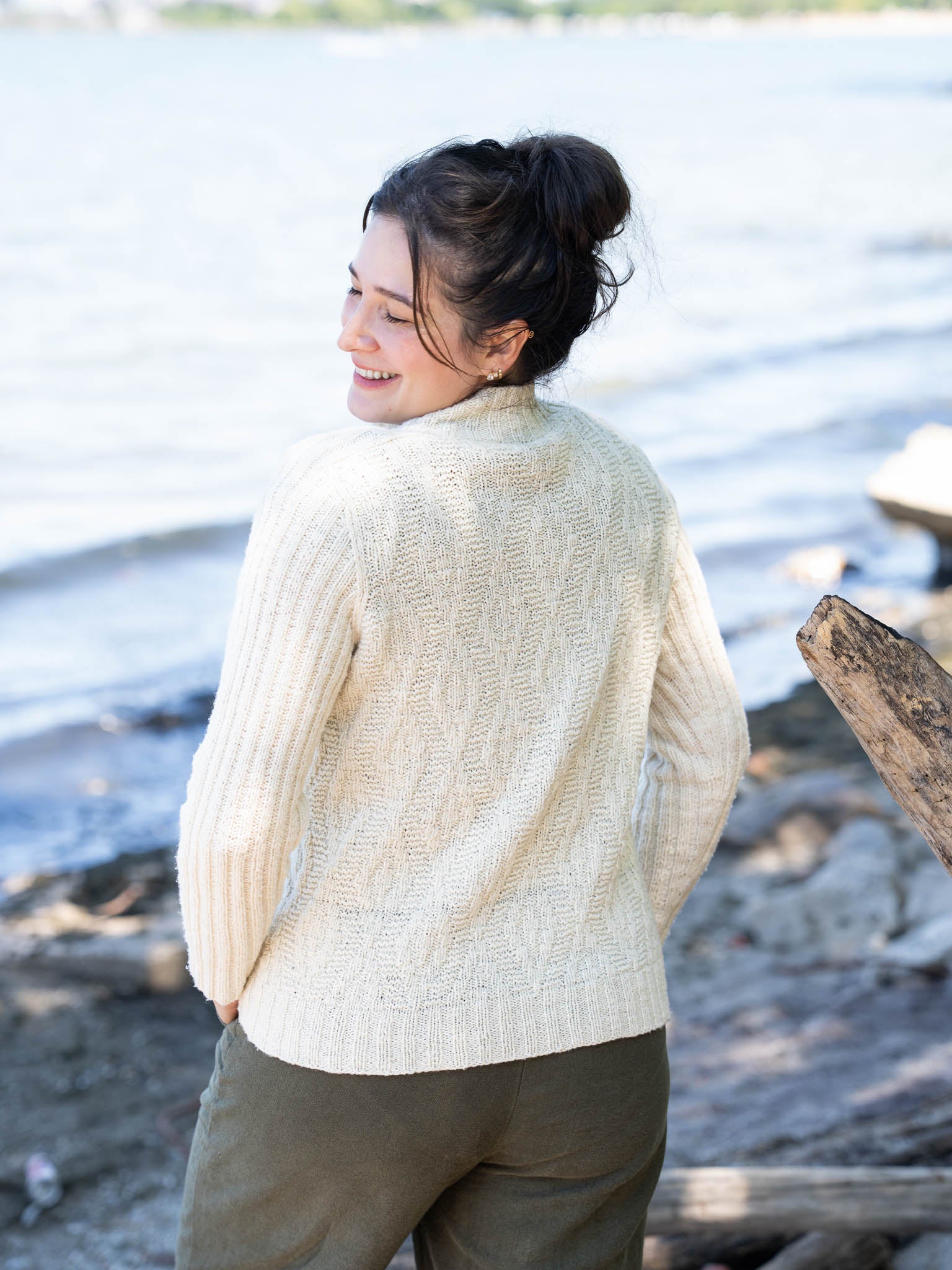 Vespa Cardigan <br/><small>knitting pattern</small>