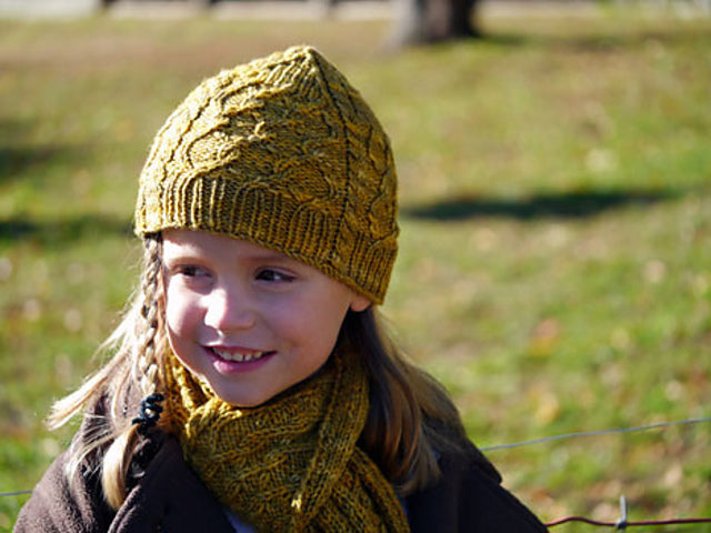 Biergarten Hat and Scarf <br/><small>knitting pattern</small>