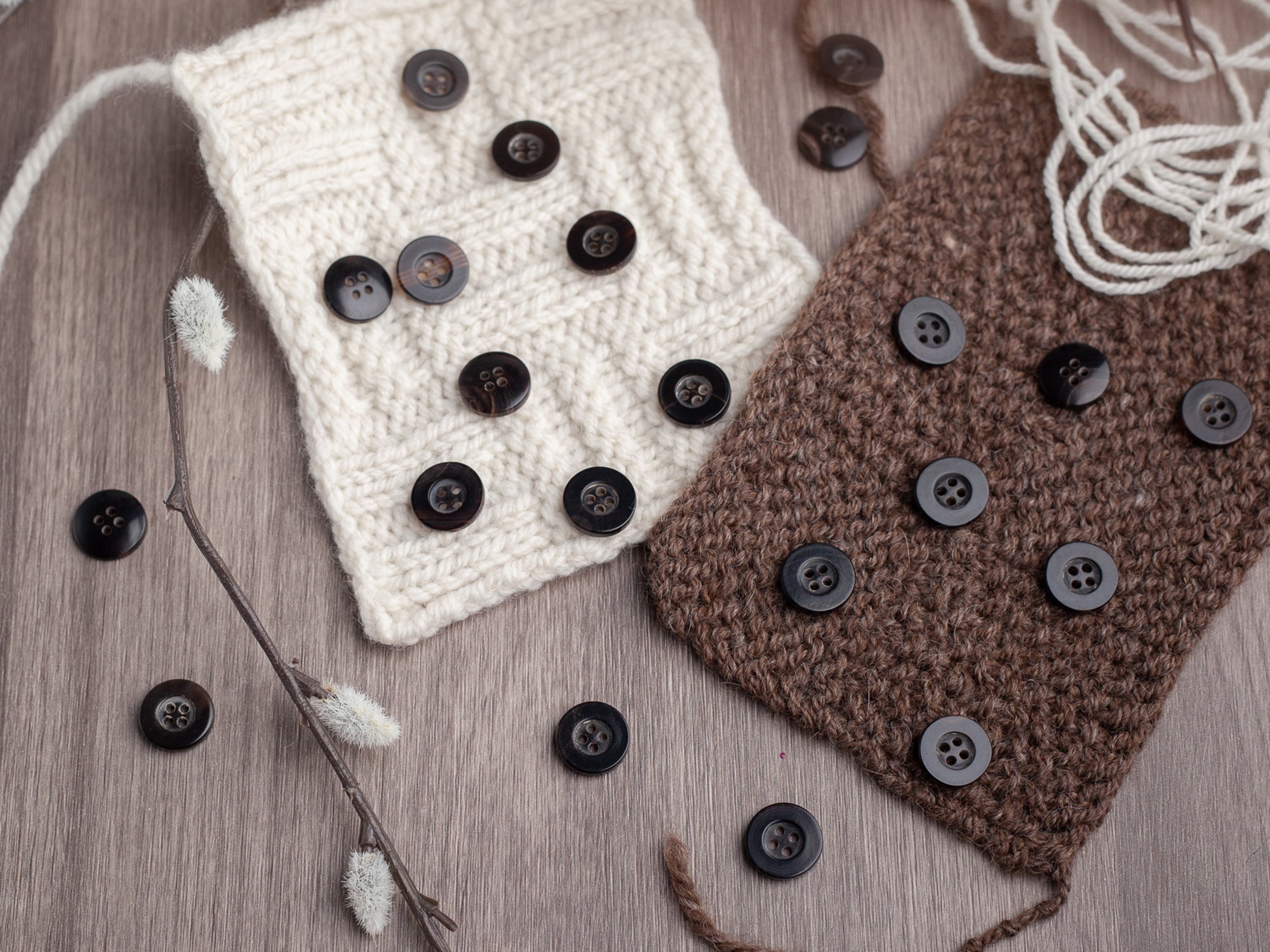 Lourdes <br/><small>15mm Buffalo Horn Button</small>