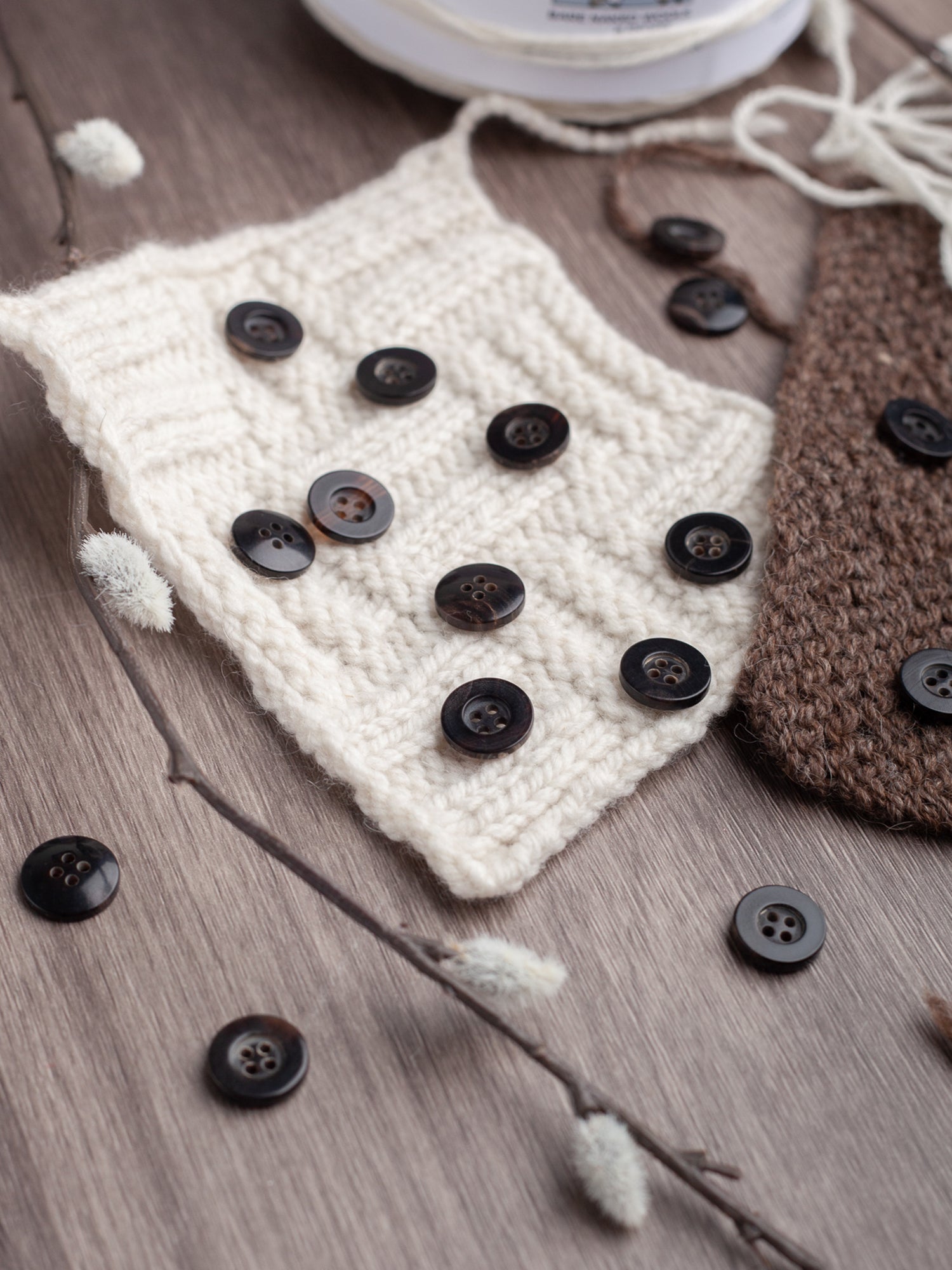 Lourdes <br/><small>15mm Buffalo Horn Button</small>