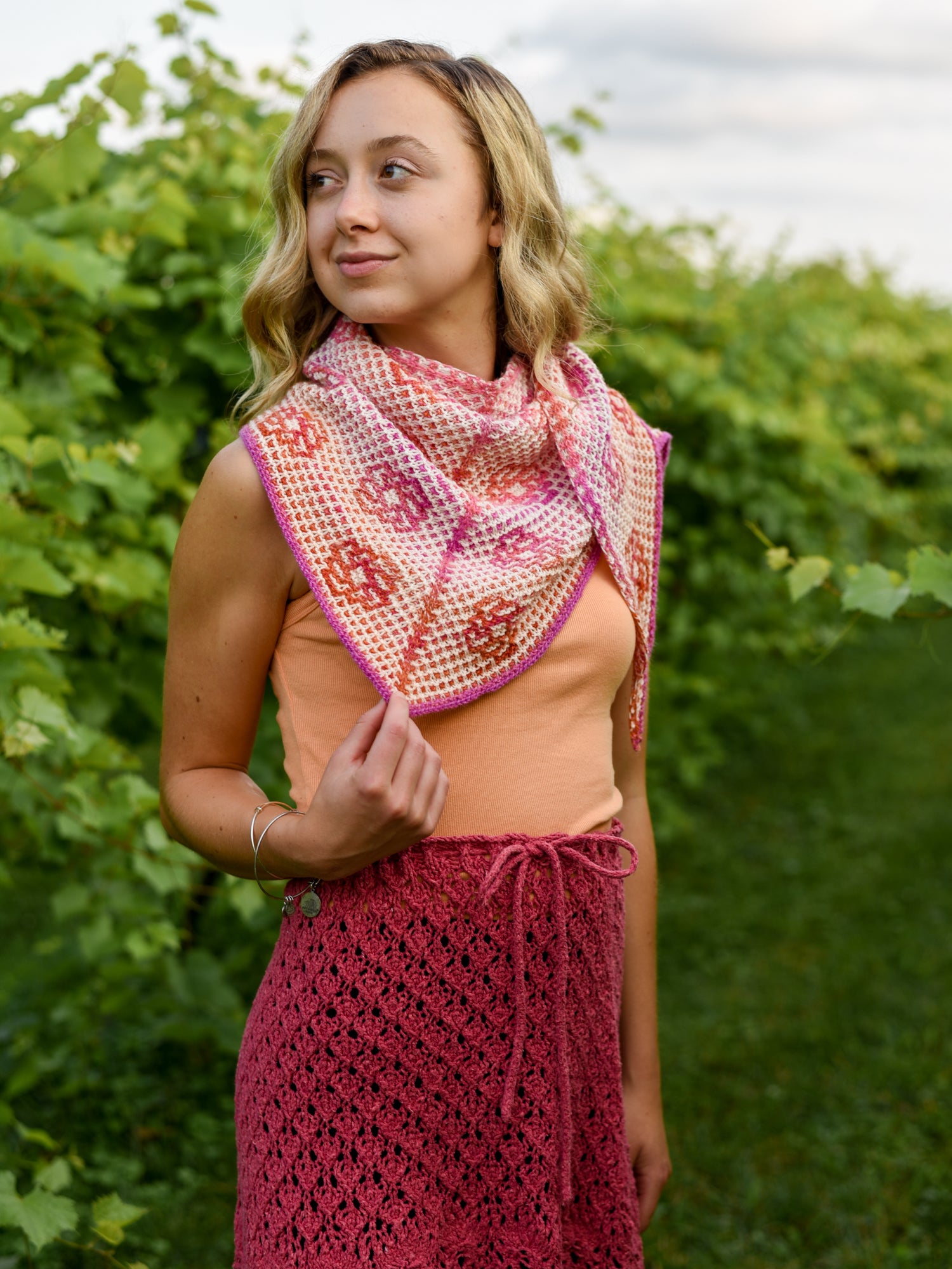 Dreams in Poppies Triangle shawl <br/><small>knitting pattern</small>