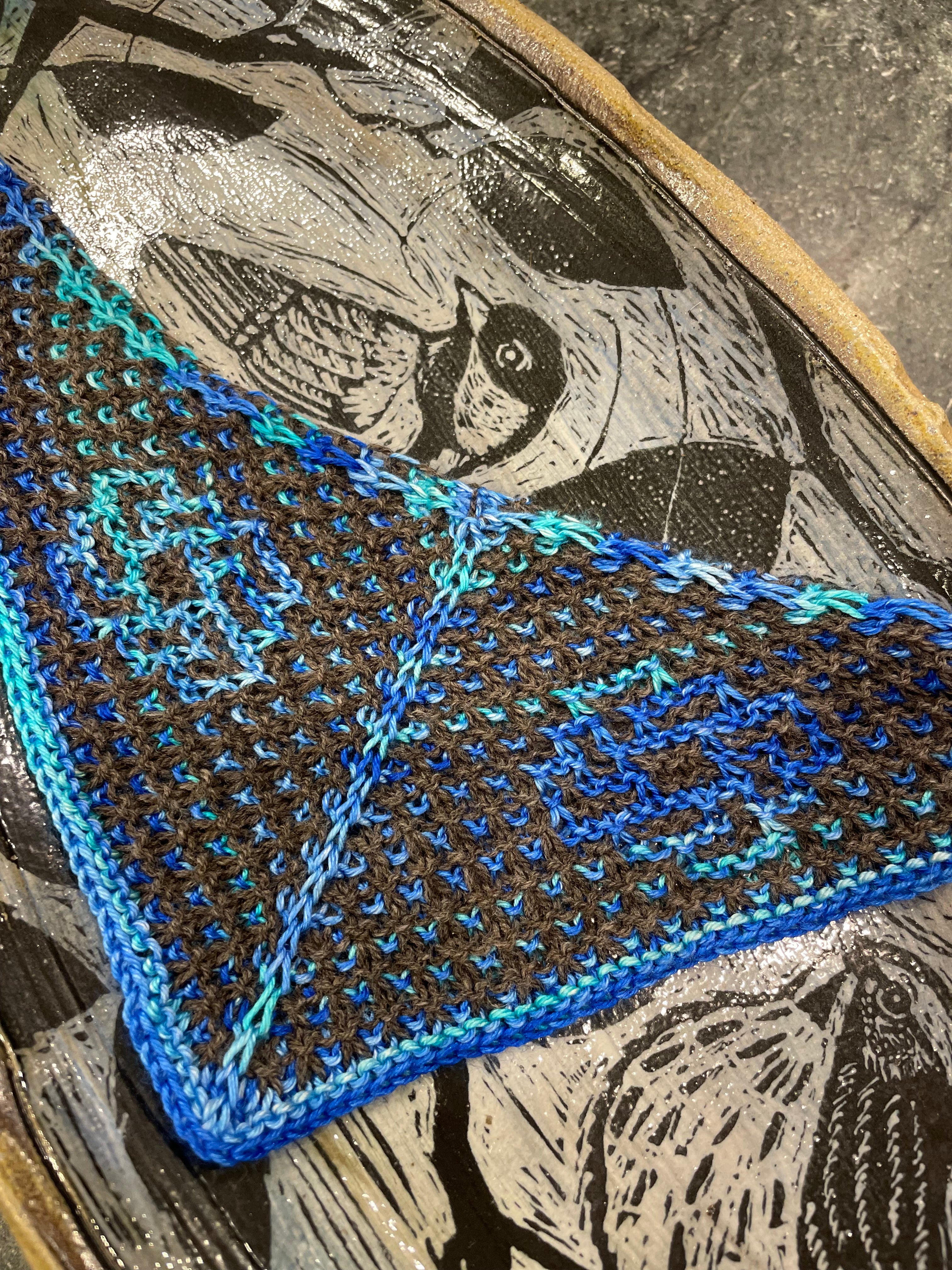 Dreams in Poppies Triangle shawl <br/><small>knitting pattern</small>