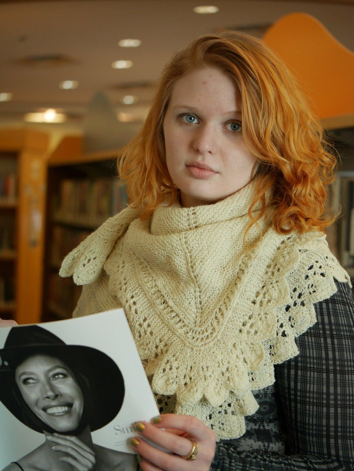 Capricorn Triangle <br/><small>knitting pattern</small>