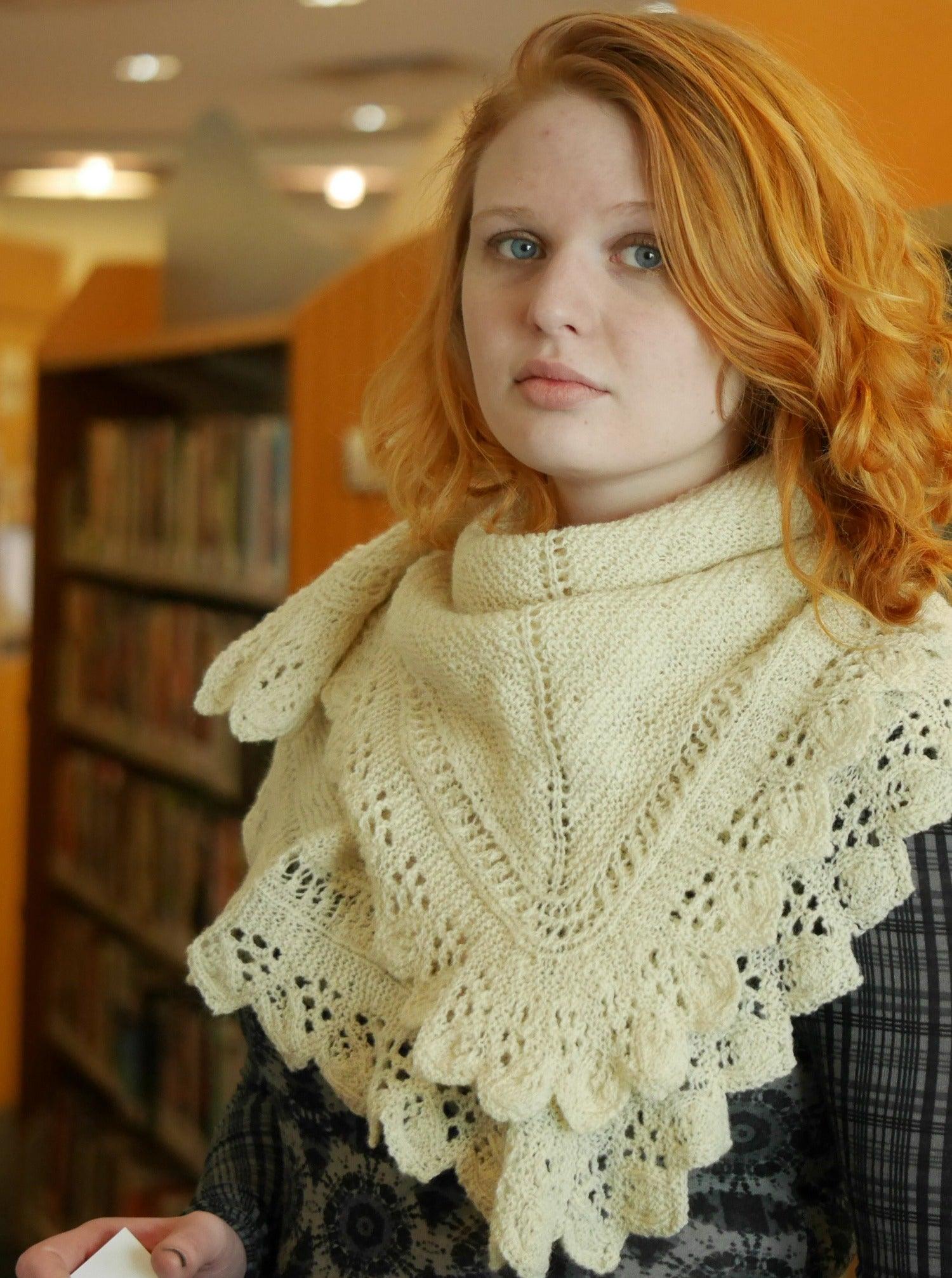 Capricorn Triangle <br/><small>knitting pattern</small>
