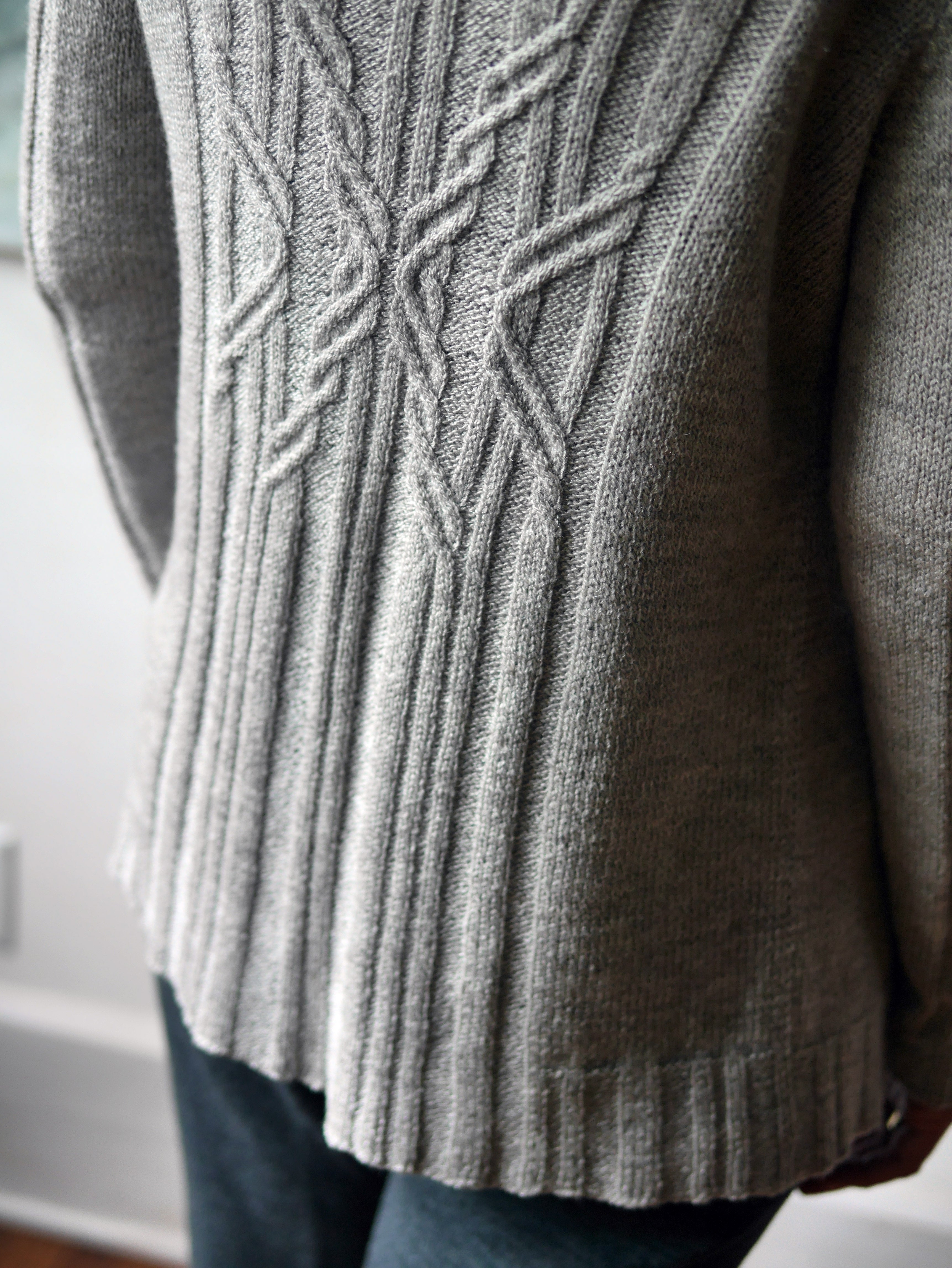 405 Lex Cardigan <br/><small>knitting pattern</small>