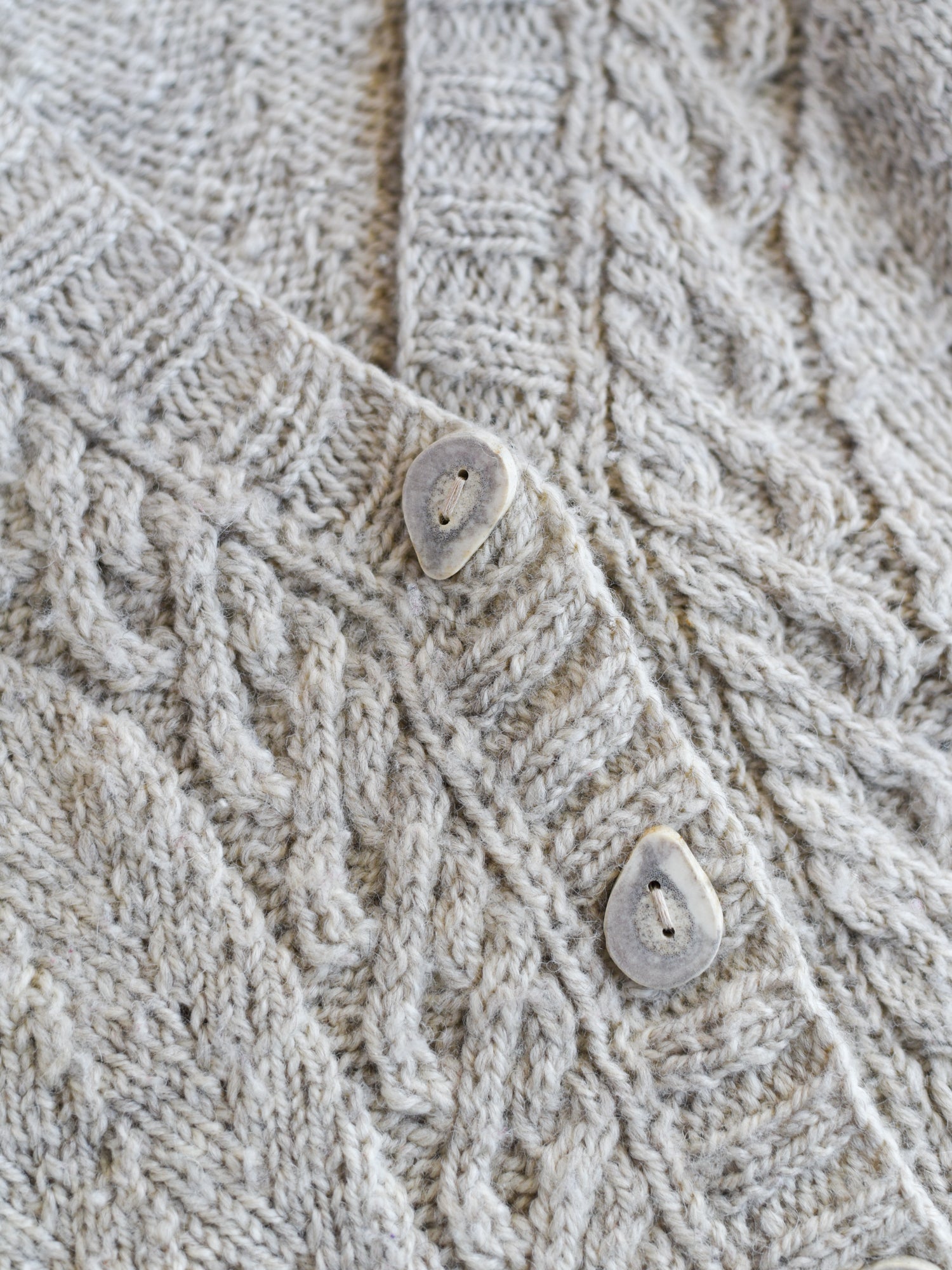 Doe <br/><small>15mm Antler Button</small>