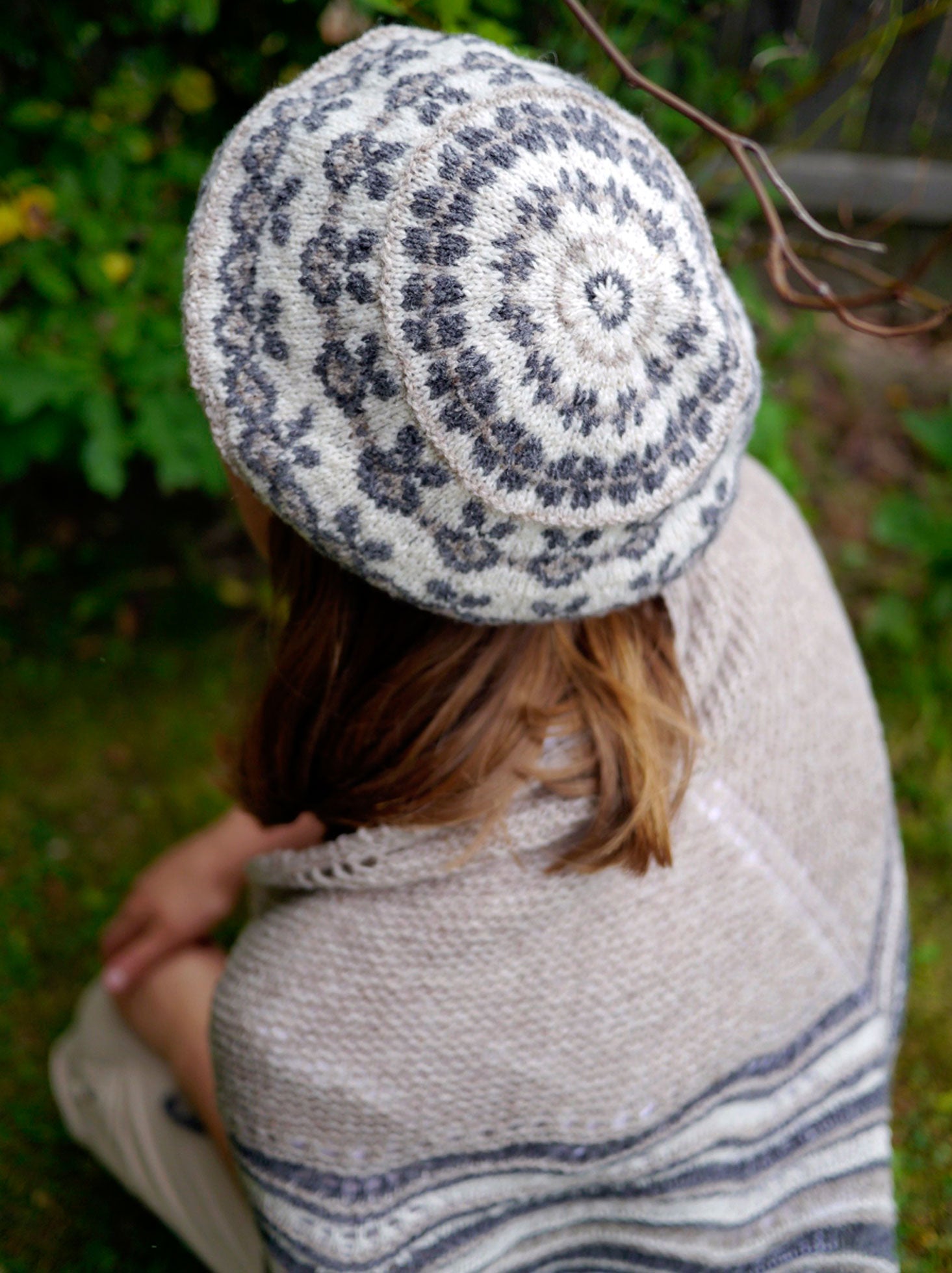 Apples in Clover Tam <br/><small>knitting pattern</small>